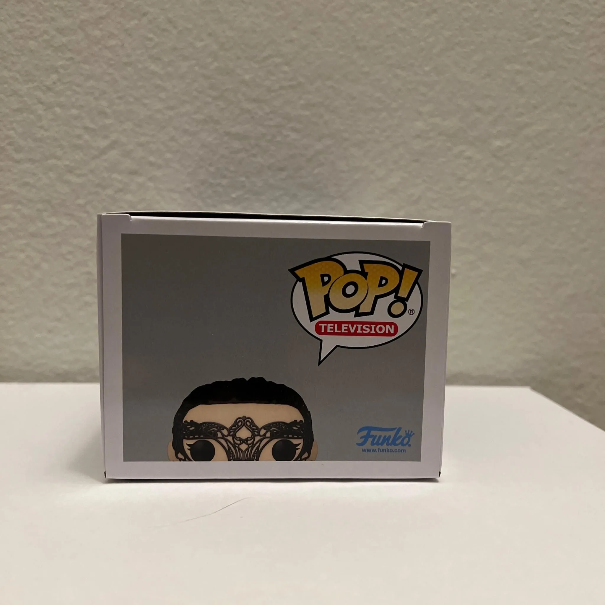 Listing Image Blurred Background