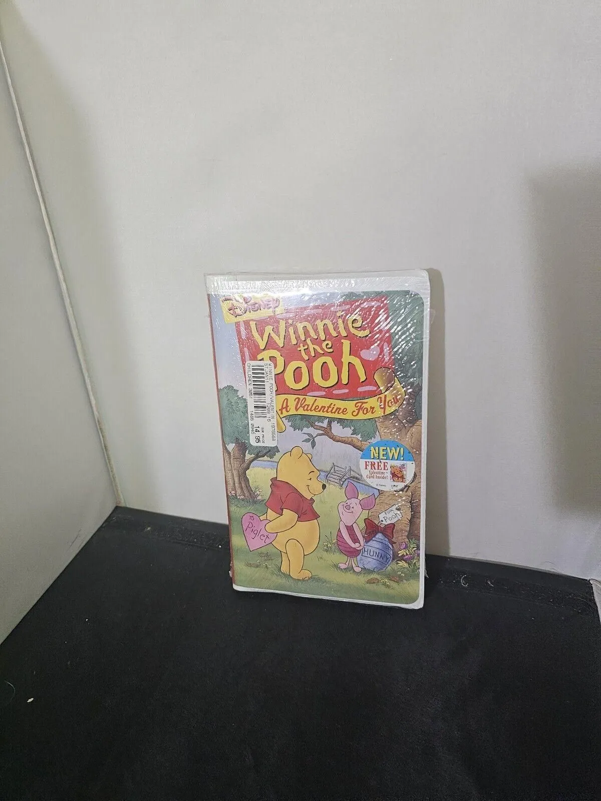 Product image for Disney's Winnie The Pooh - A Valentine For You VHS 2001 NEW FACTORY SEALED 555