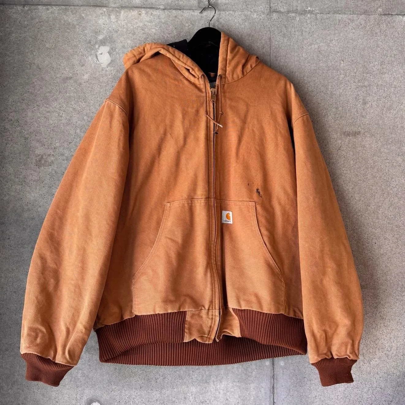 Product image for Vintage Carhartt Men's Duck Active Quilted Flannel-Lined Hooded Jacket XL