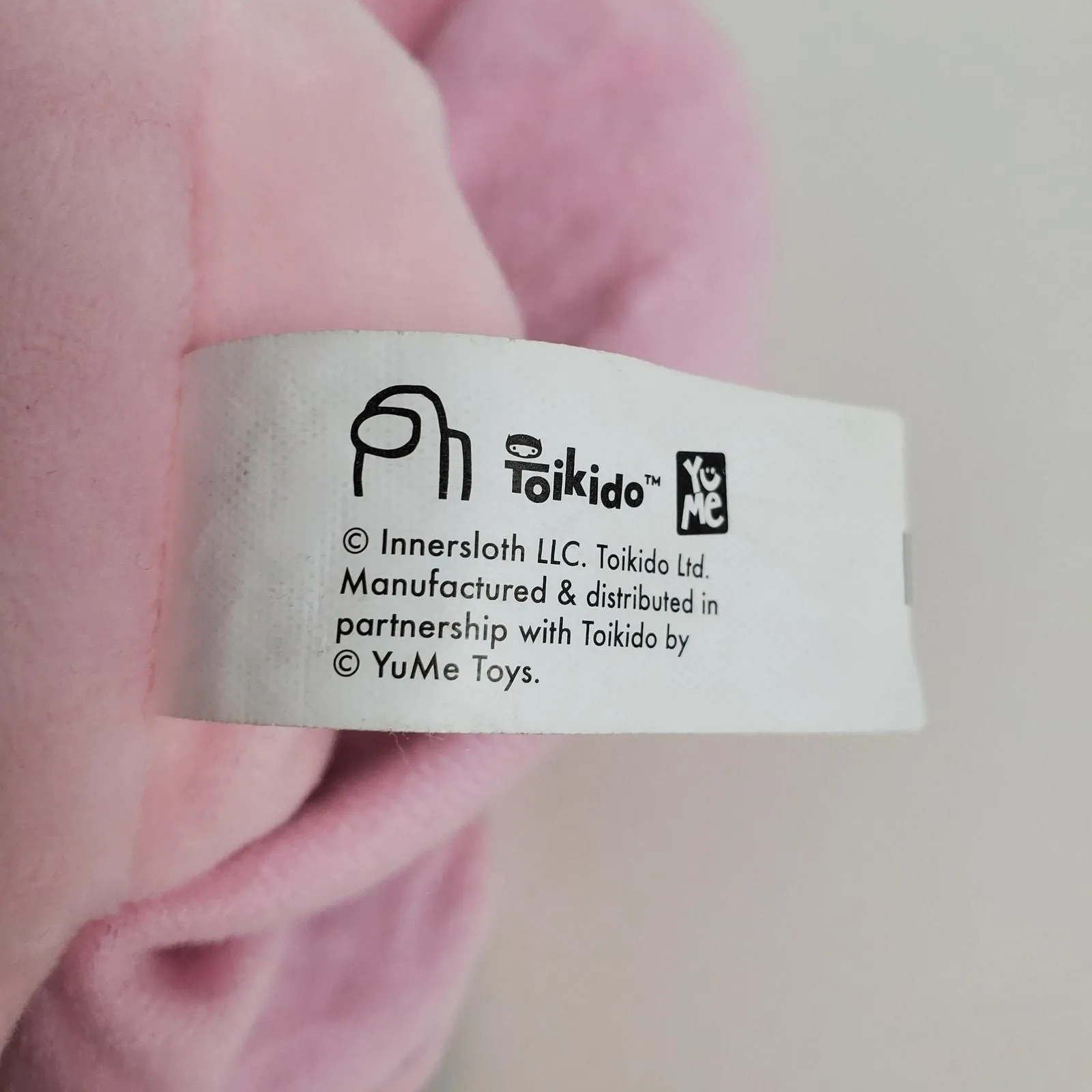 Listing Image Blurred Background