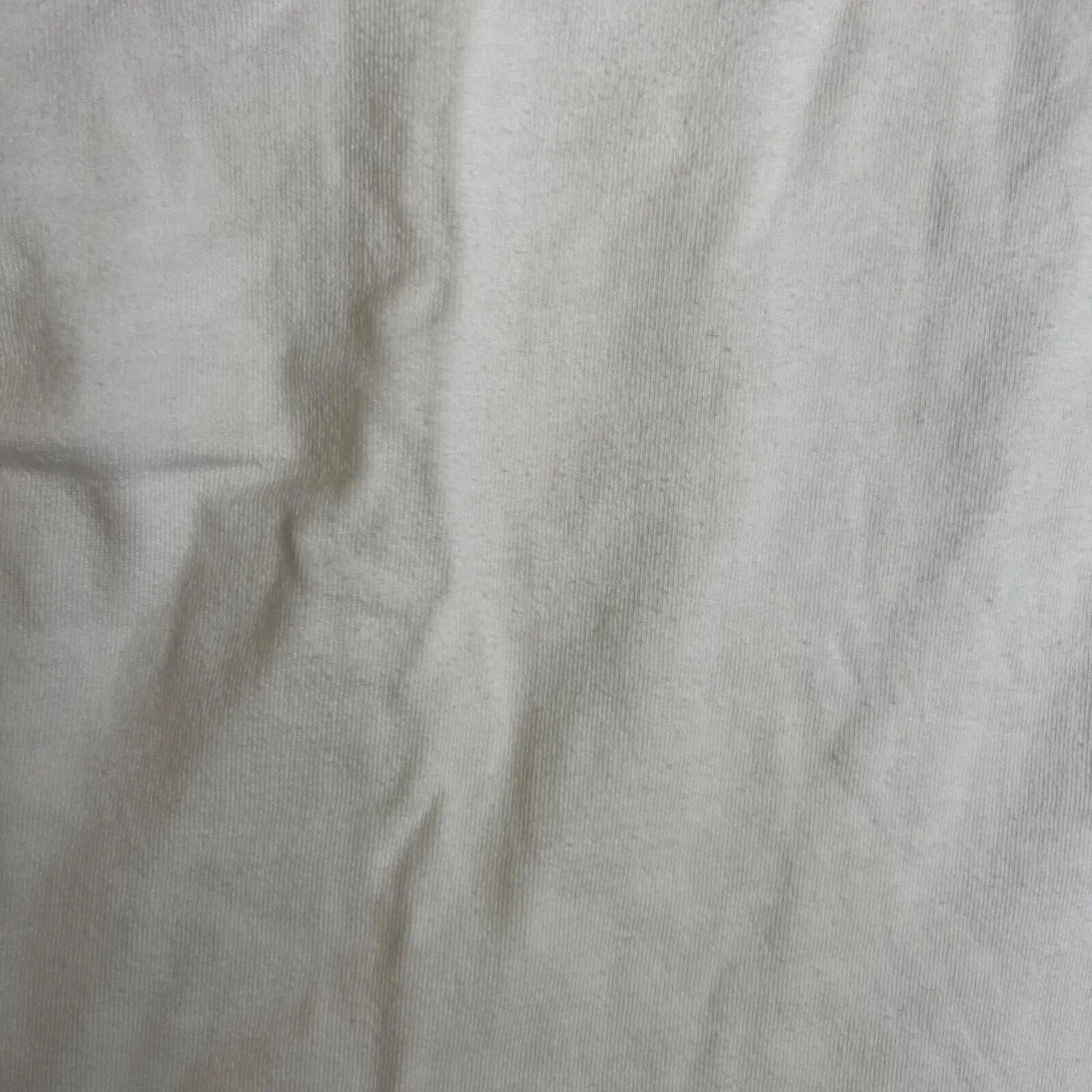 Listing Image Blurred Background