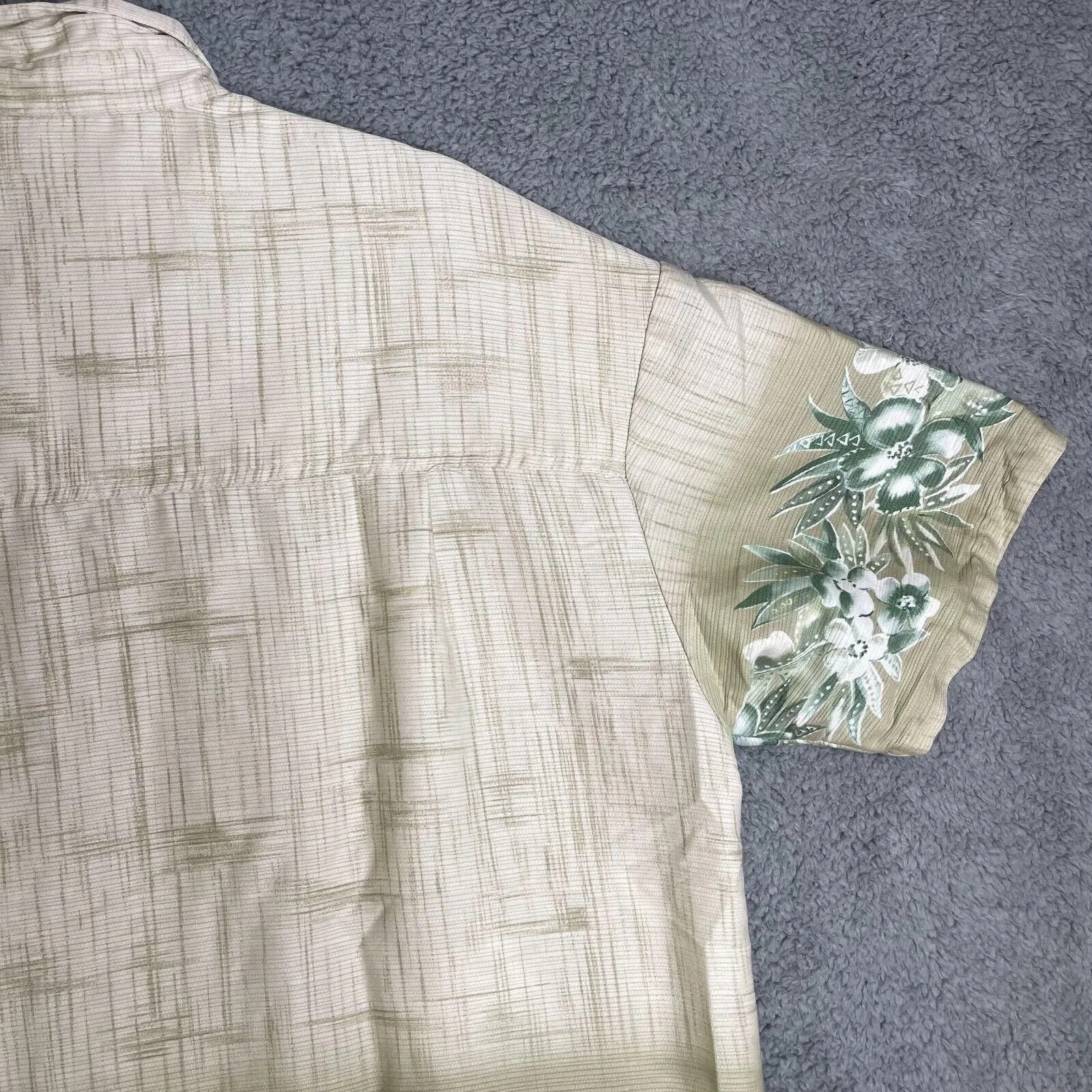 Listing Image Blurred Background
