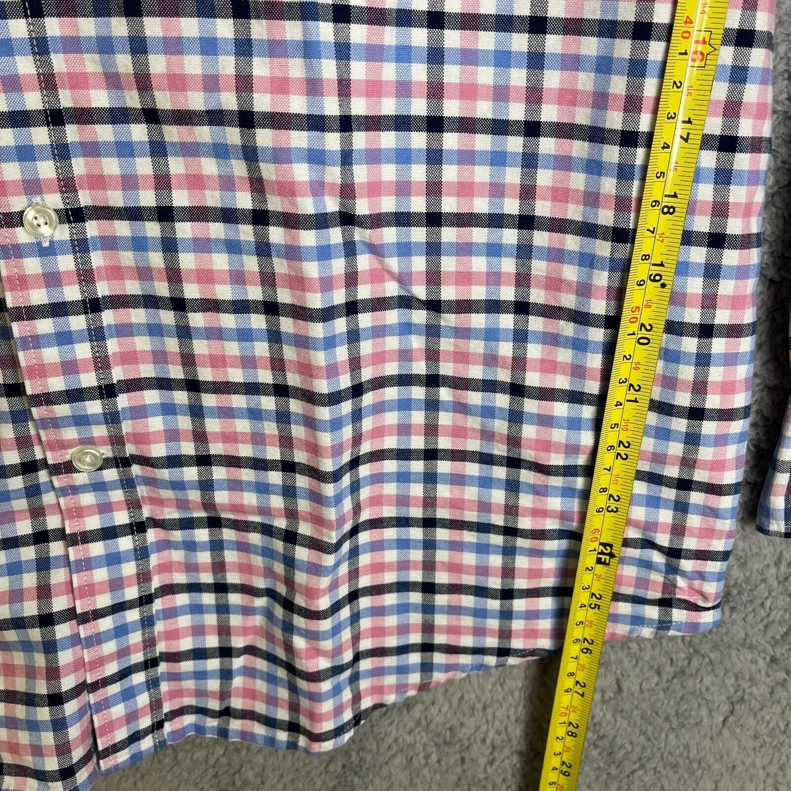 Listing Image Blurred Background