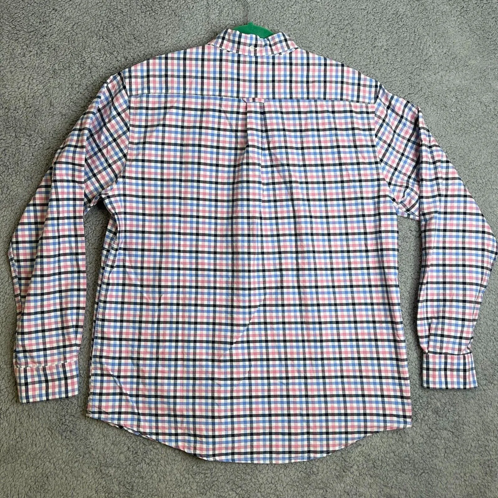 Listing Image Blurred Background