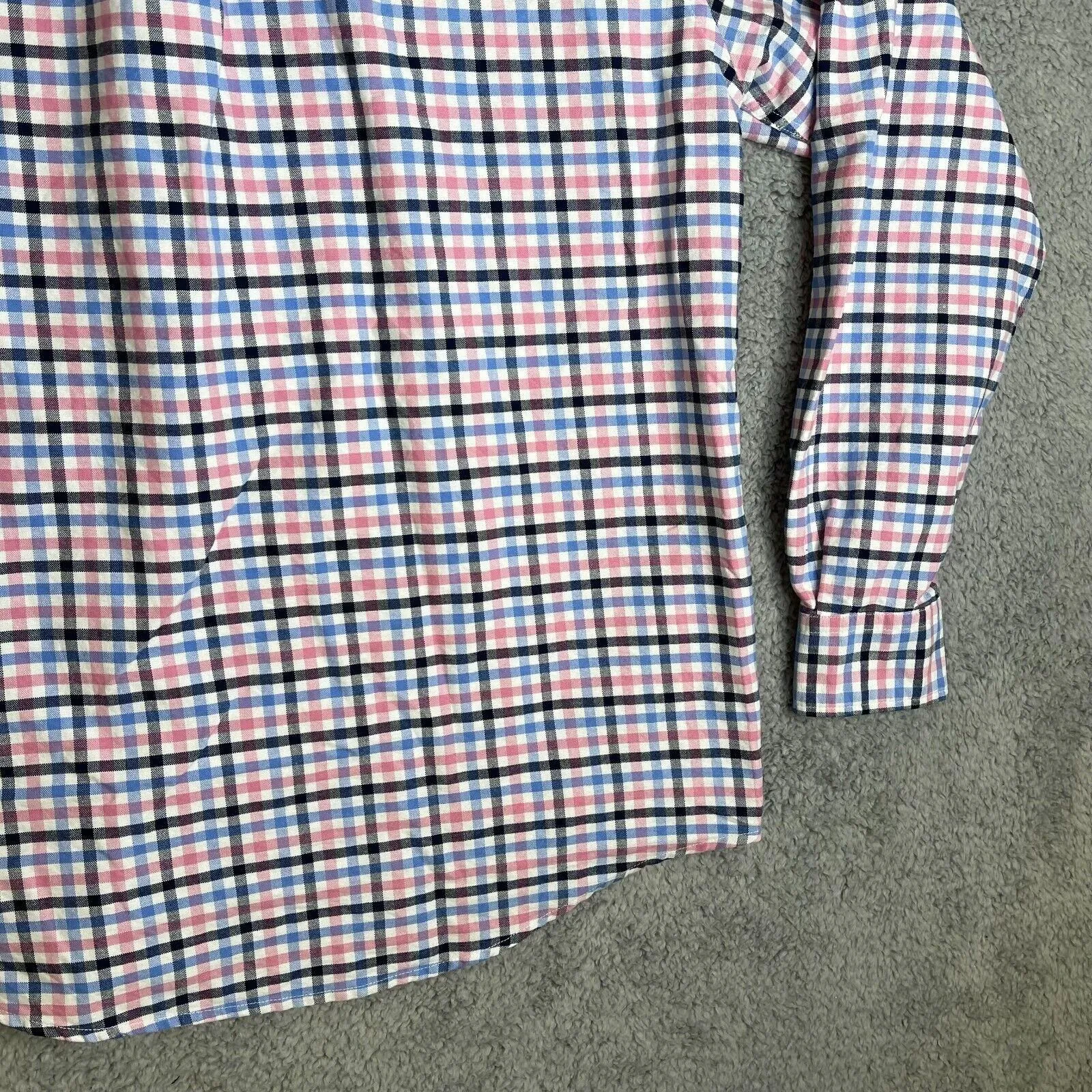 Listing Image Blurred Background