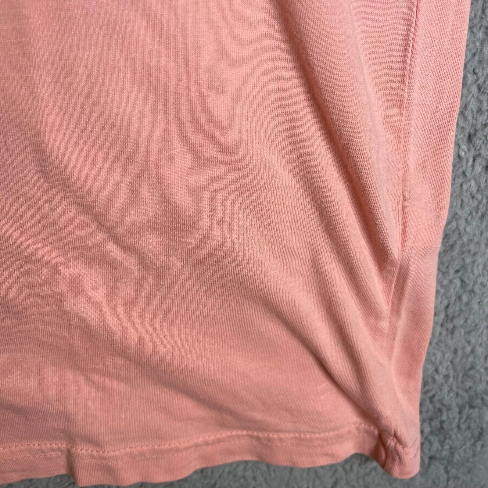 Listing Image Blurred Background
