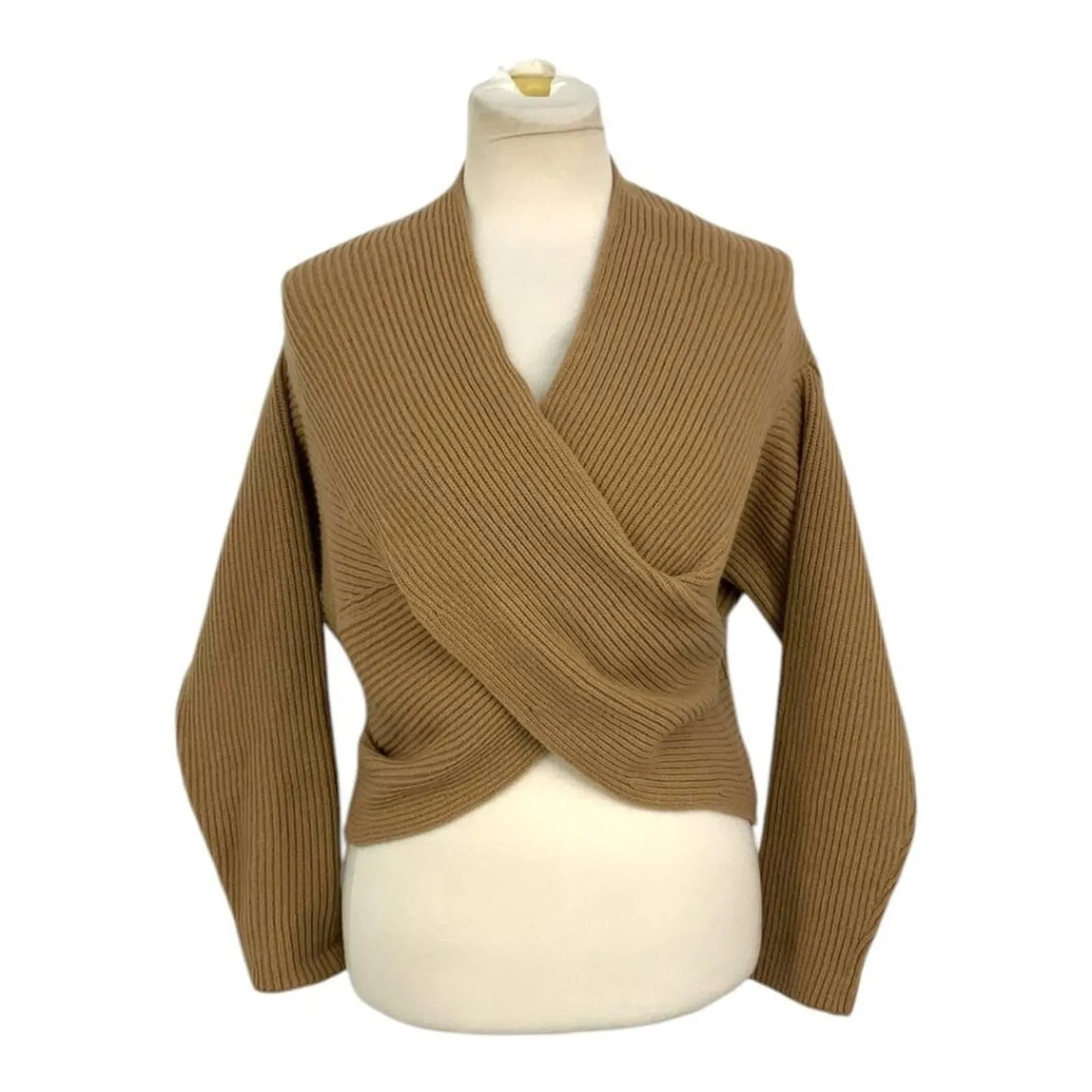 Listing Image Blurred Background