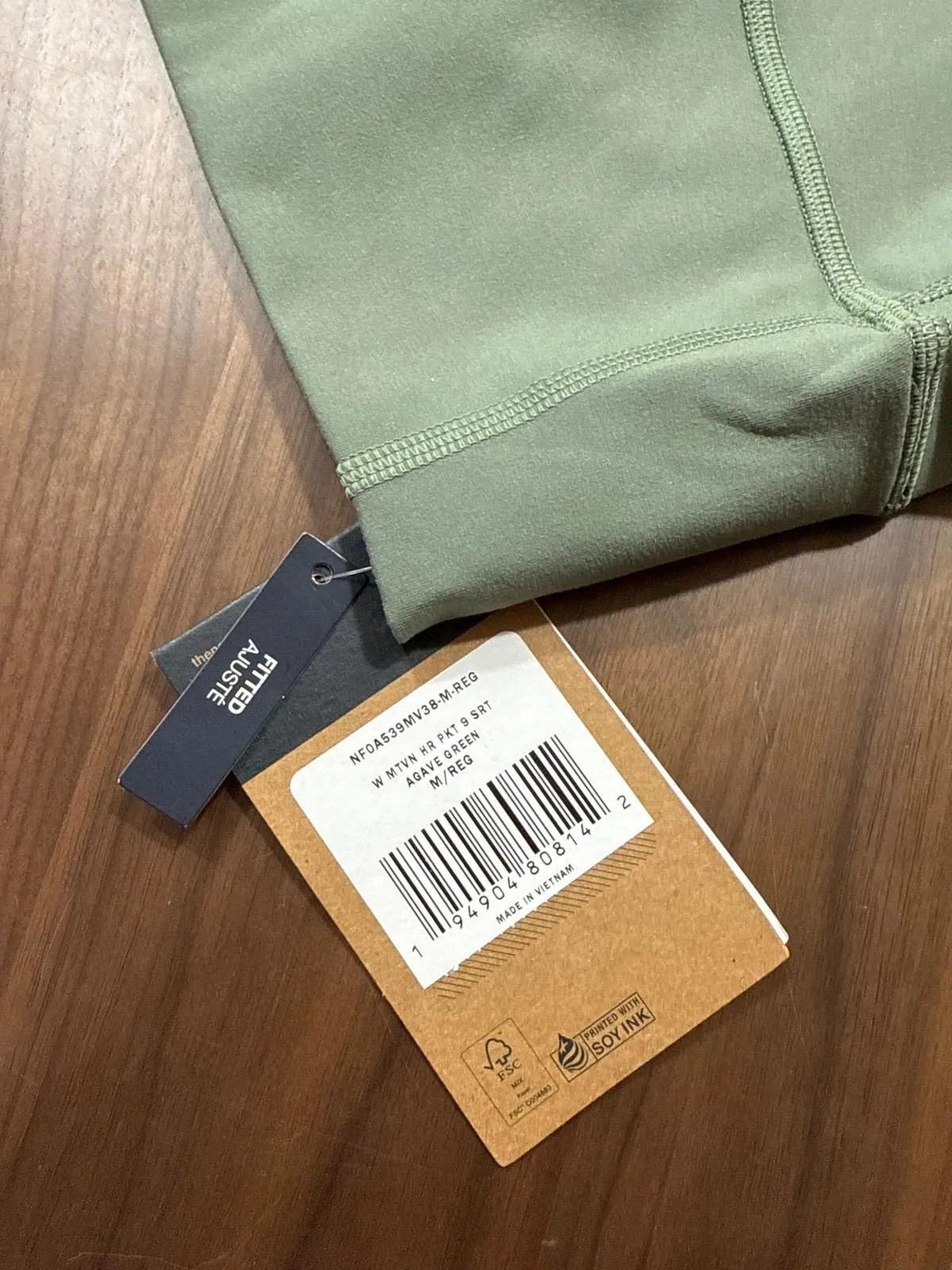 Listing Image Blurred Background