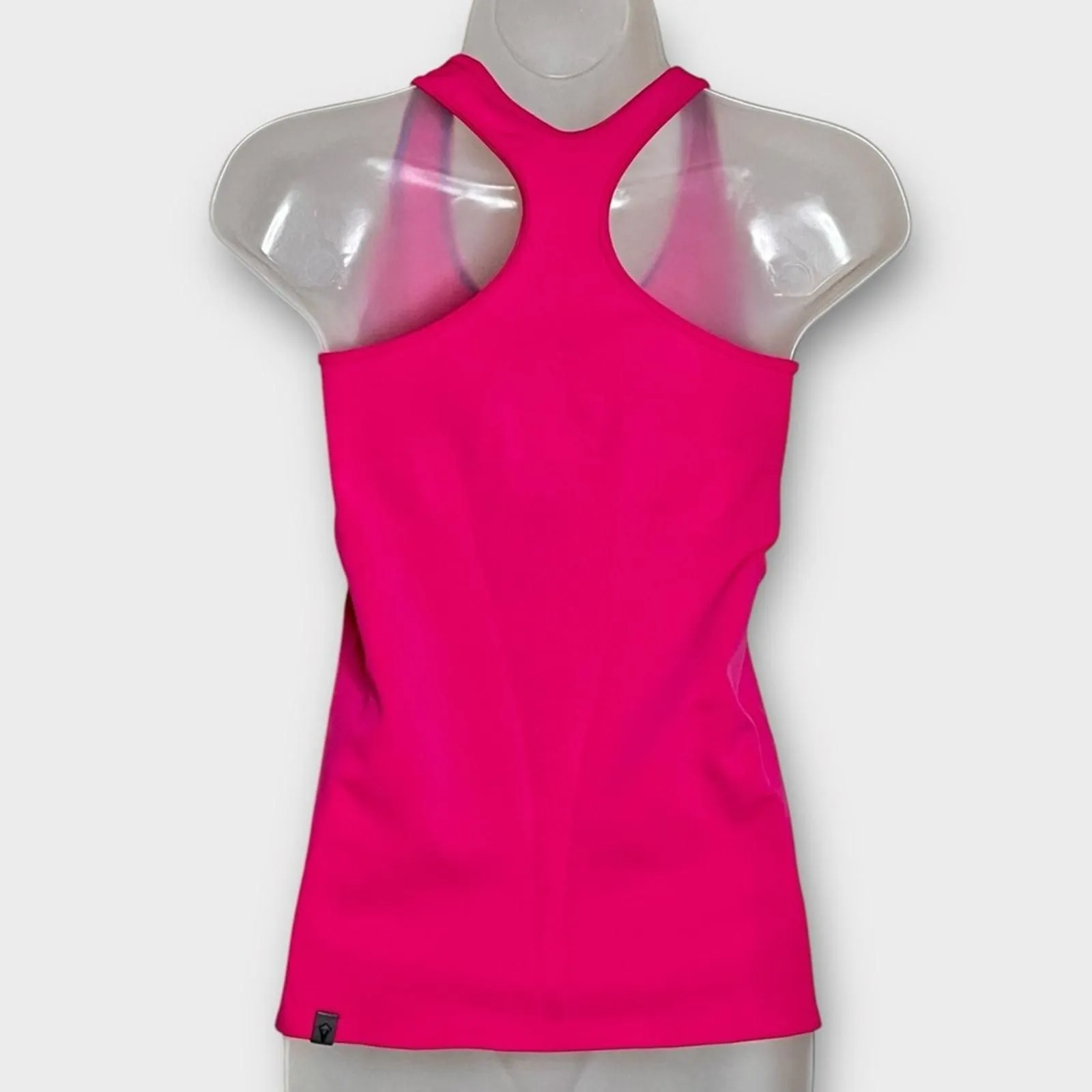 Listing Image Blurred Background