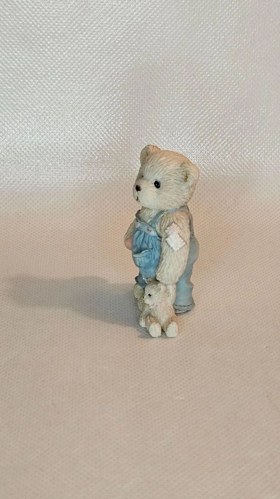 Listing Image Blurred Background