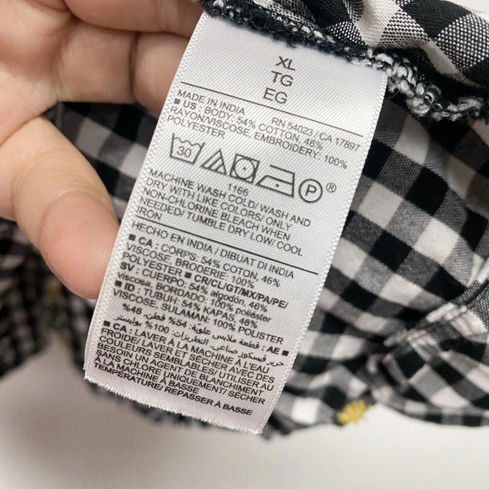 Listing Image Blurred Background