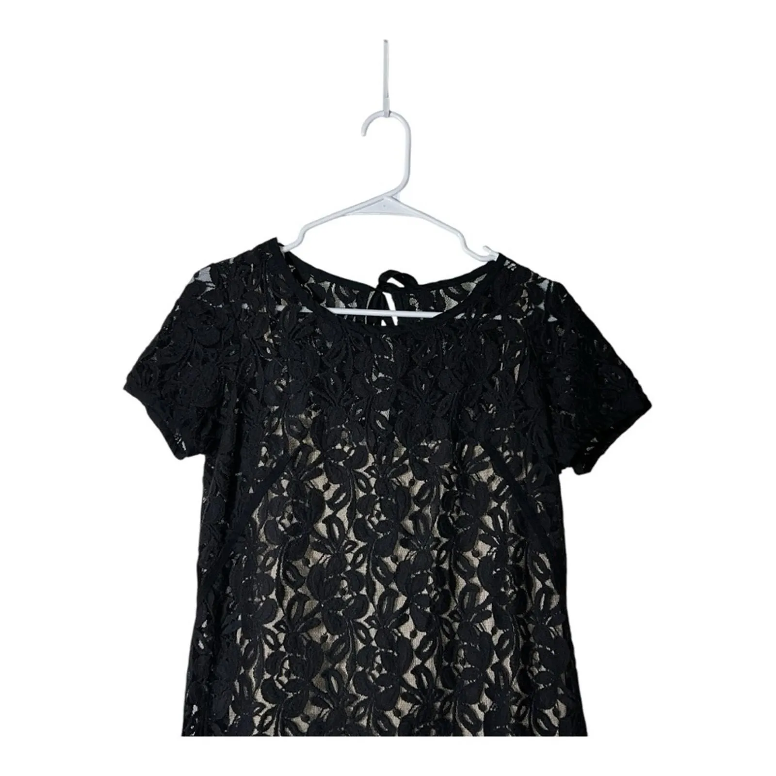 Listing Image Blurred Background