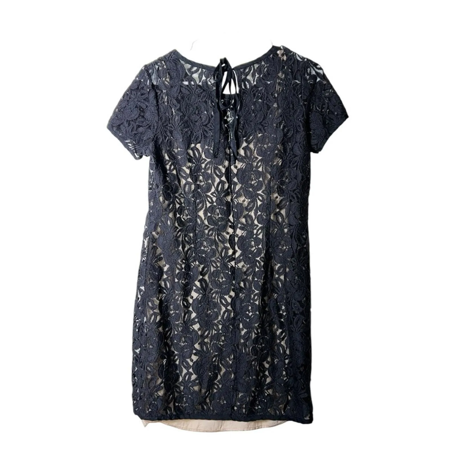 Listing Image Blurred Background