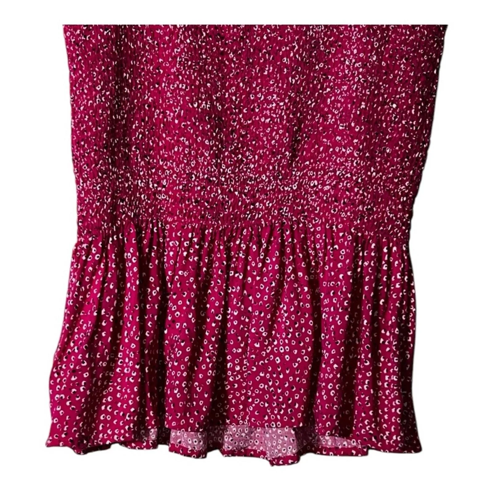 Listing Image Blurred Background