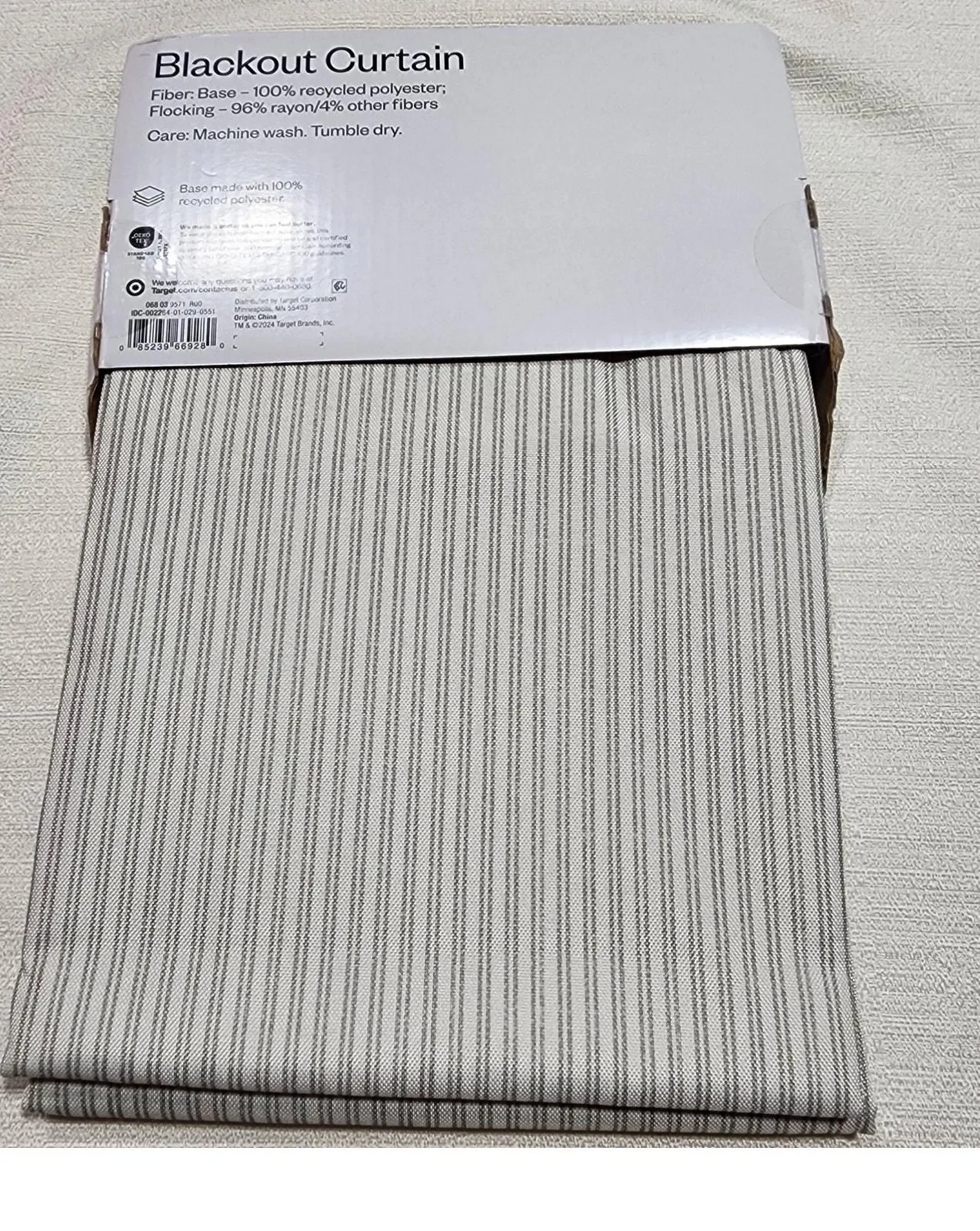 Listing Image Blurred Background