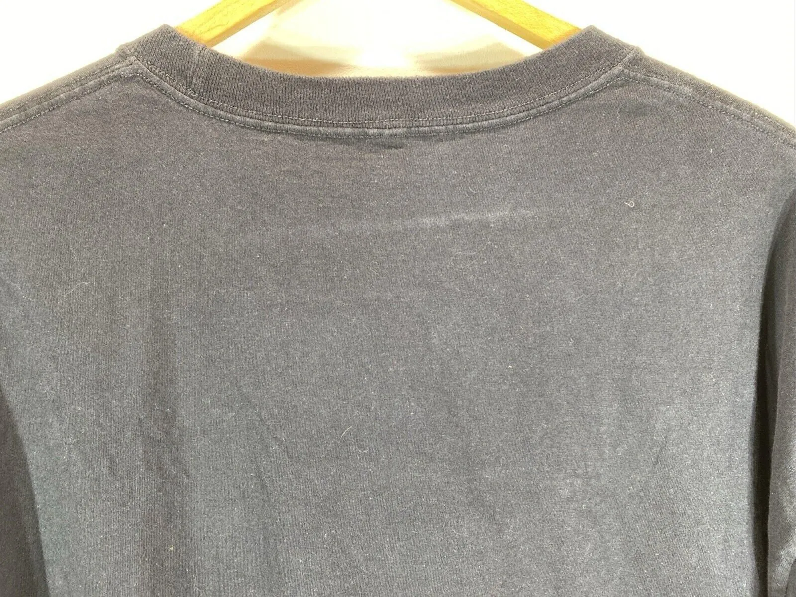Listing Image Blurred Background