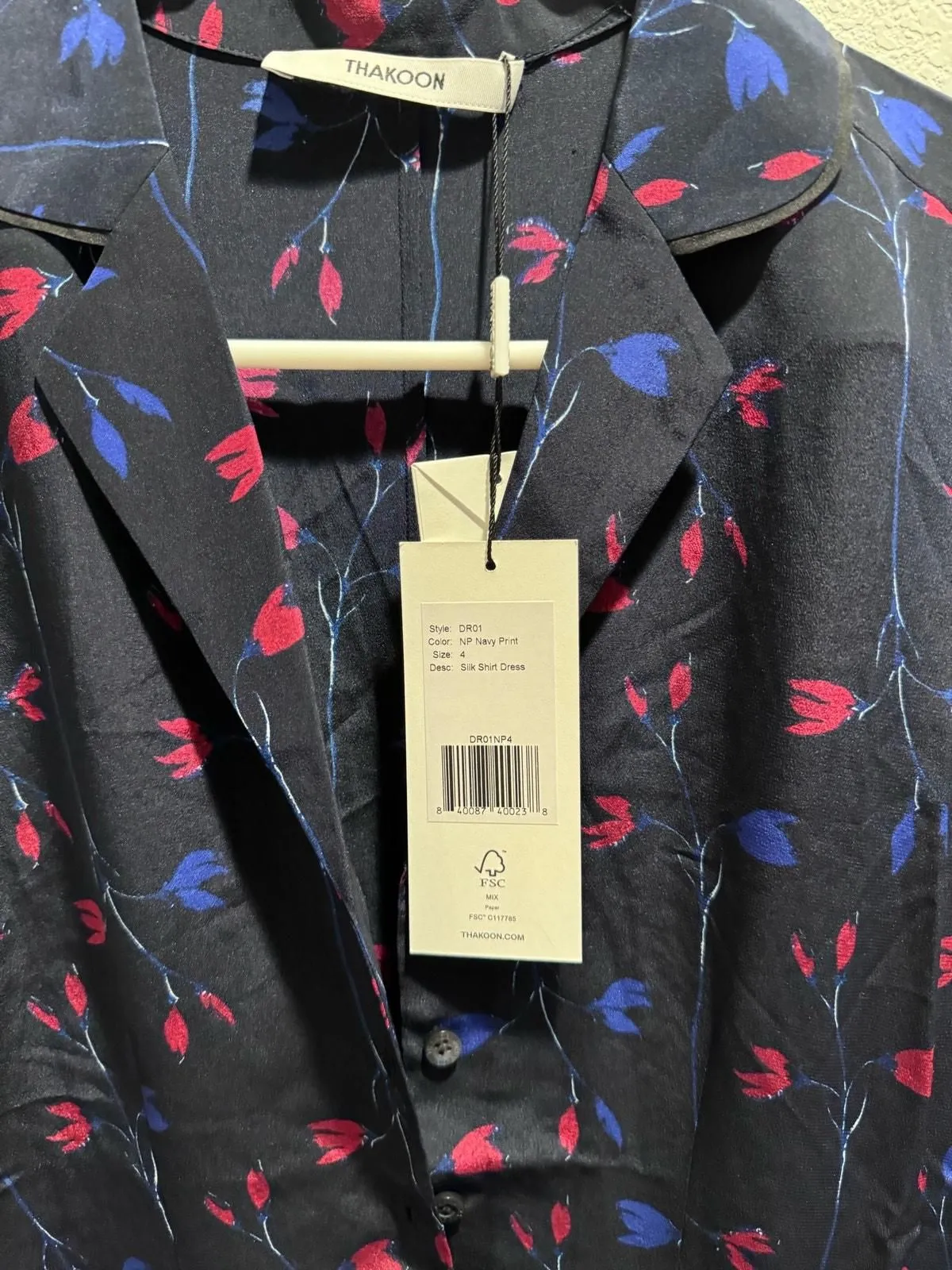 Listing Image Blurred Background