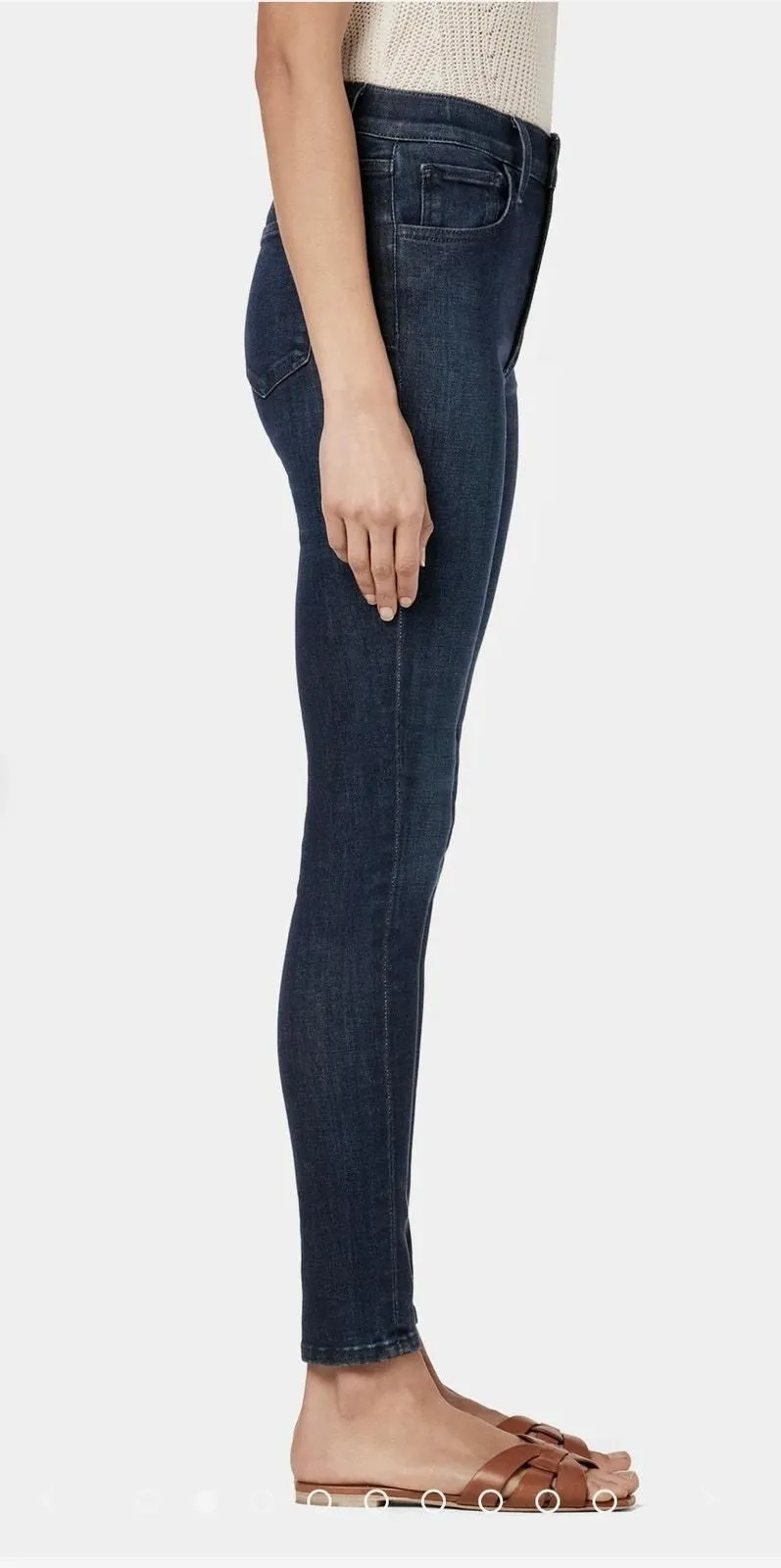 Listing Image Blurred Background