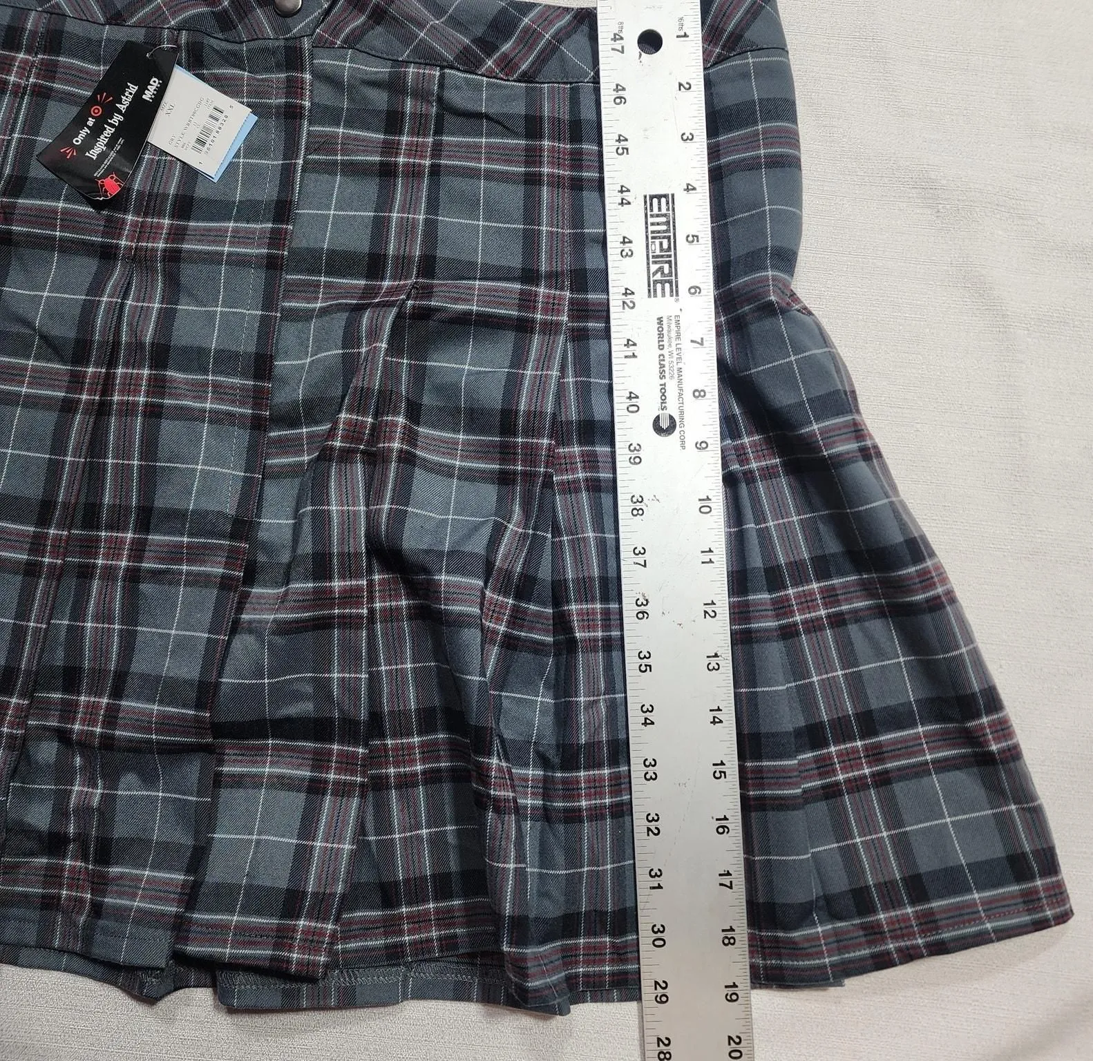 Listing Image Blurred Background