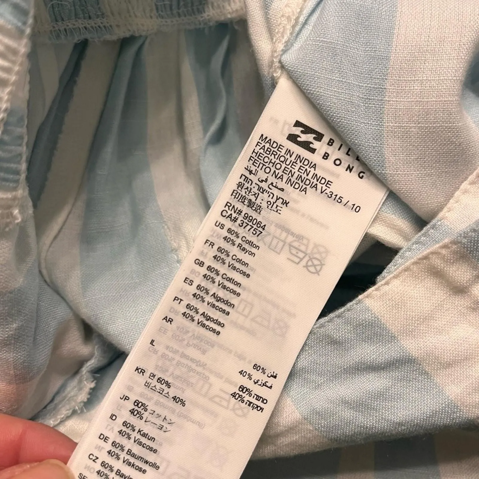 Listing Image Blurred Background