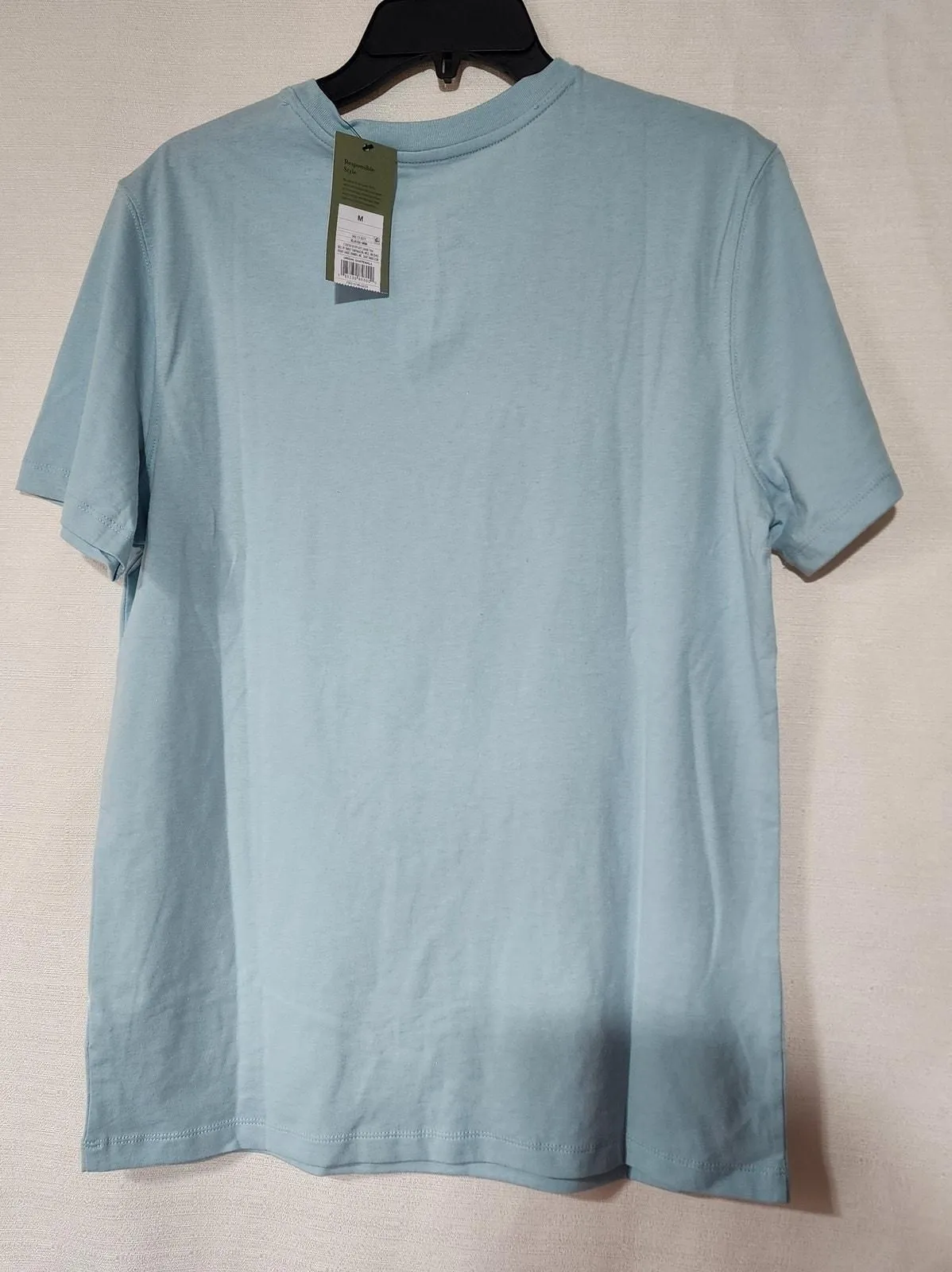 Listing Image Blurred Background