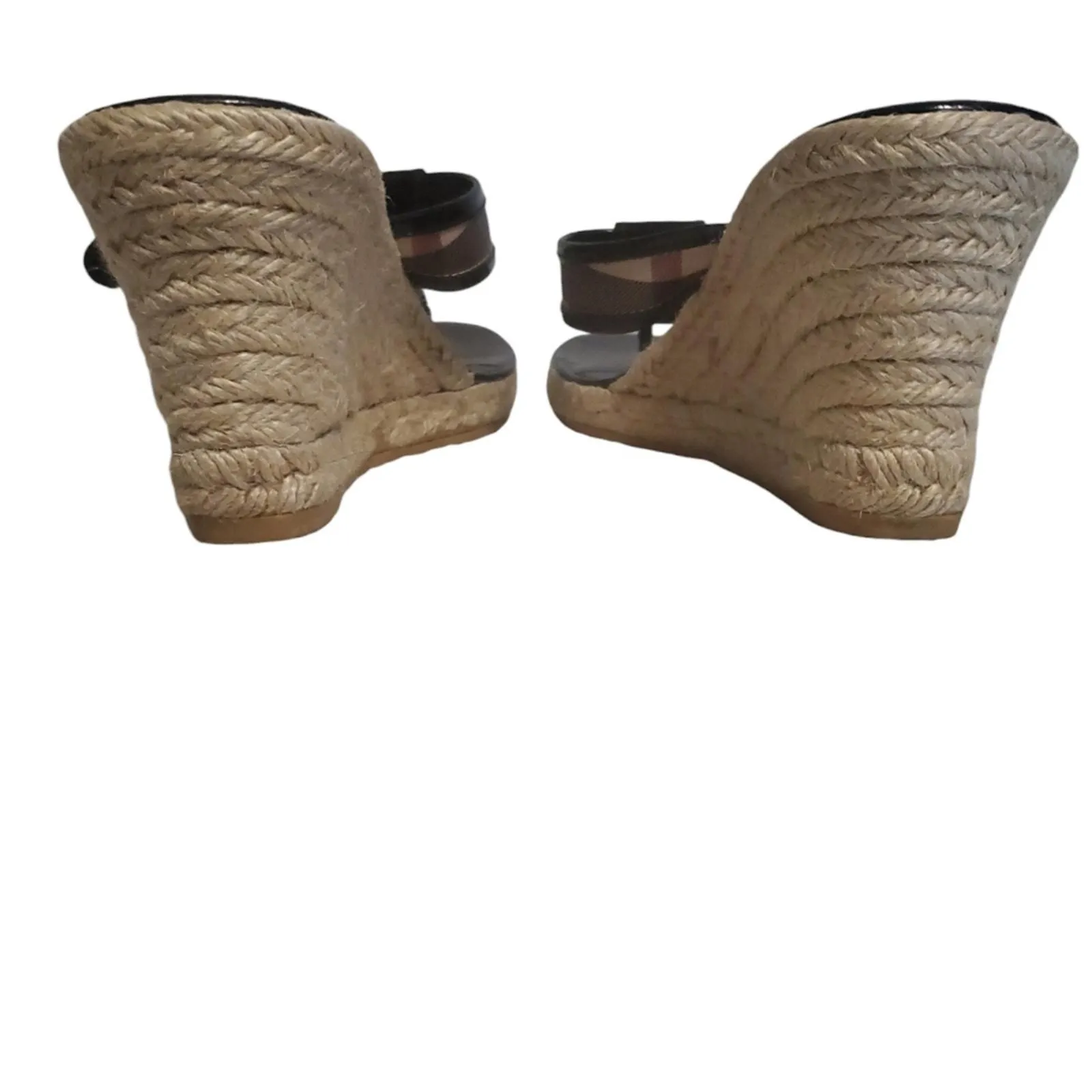 Listing Image Blurred Background