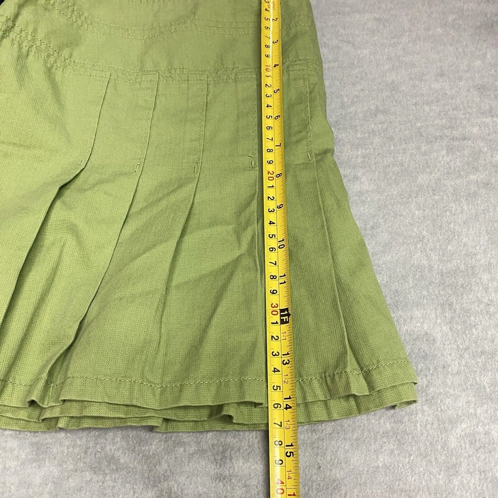 Listing Image Blurred Background