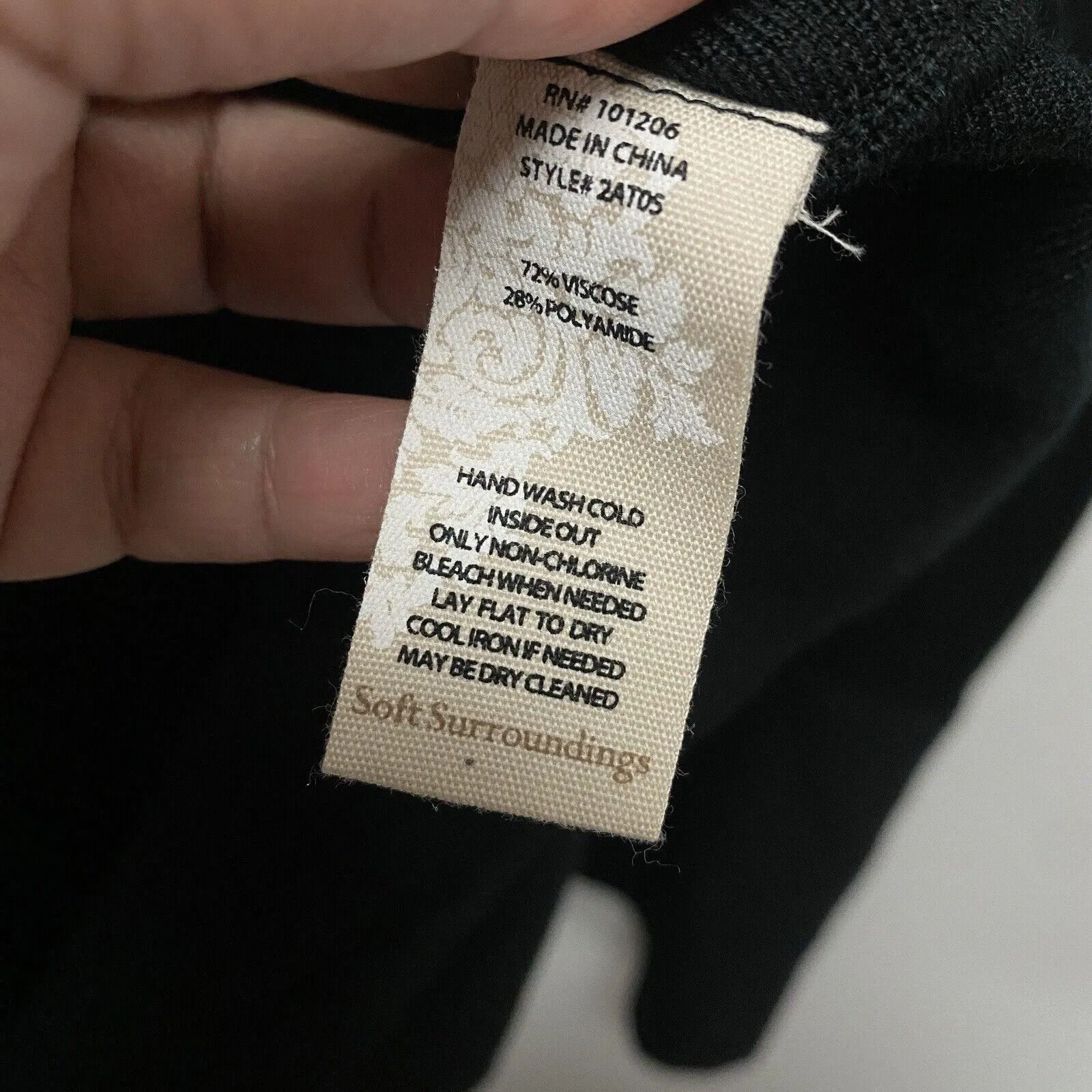 Listing Image Blurred Background