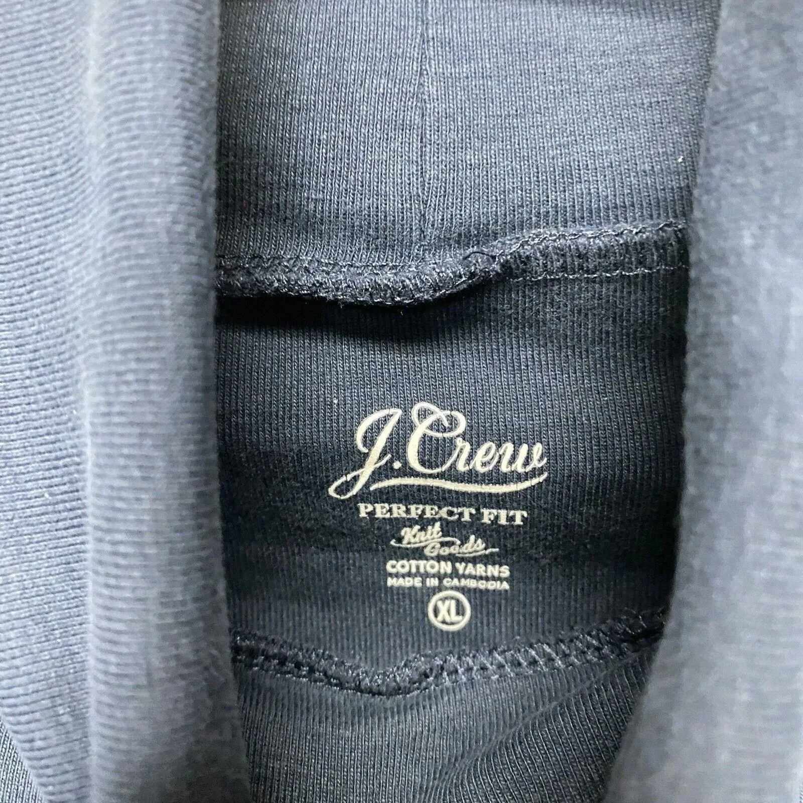 Listing Image Blurred Background