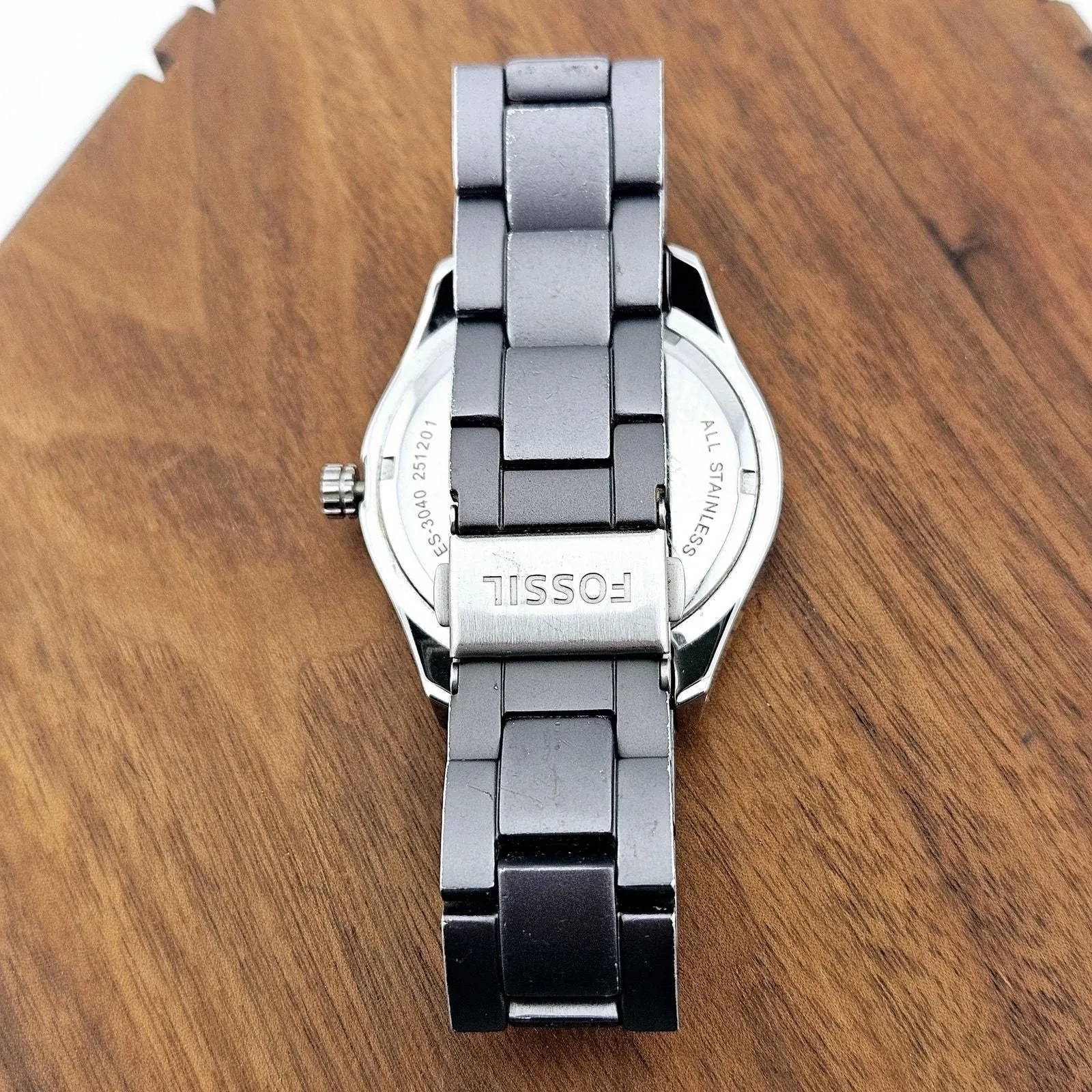Listing Image Blurred Background