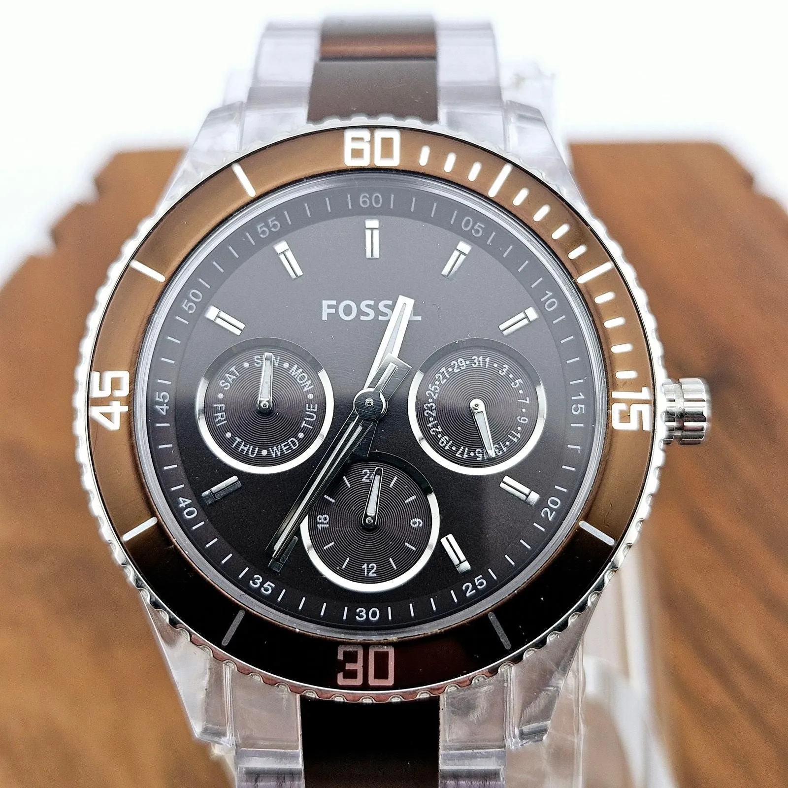 Listing Image Blurred Background