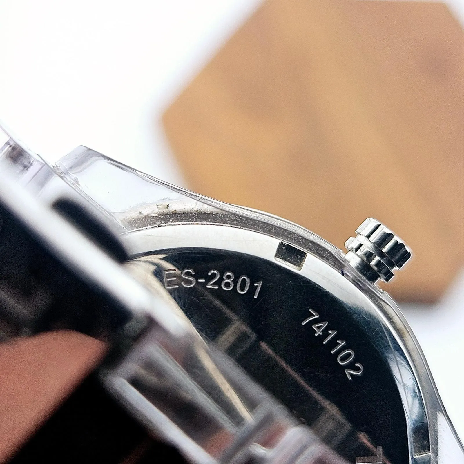 Listing Image Blurred Background