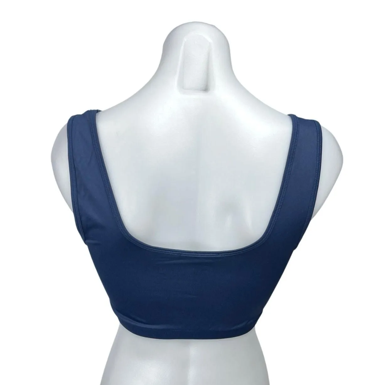 Listing Image Blurred Background