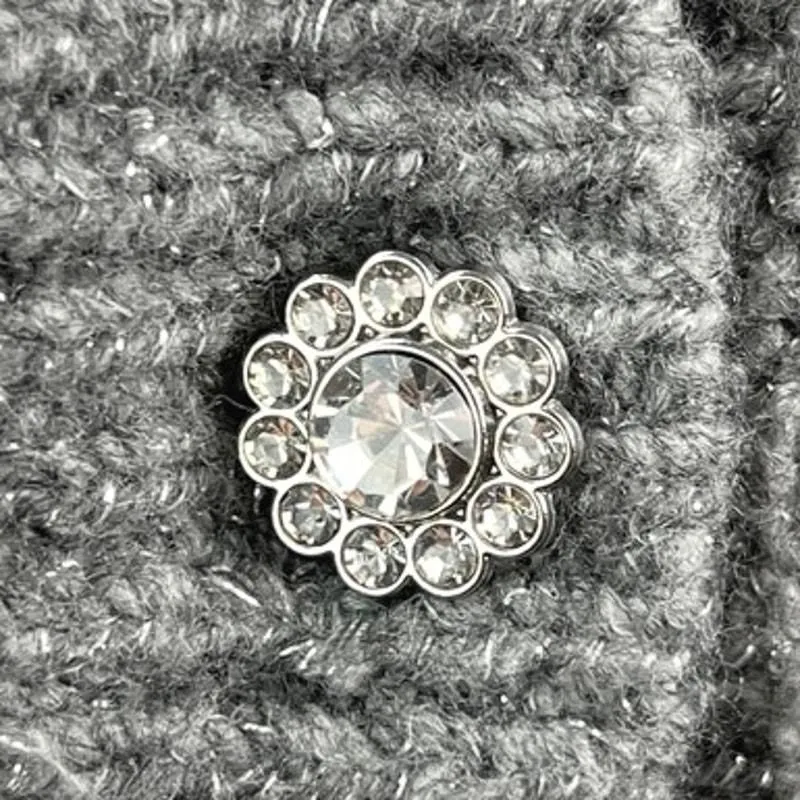 Listing Image Blurred Background