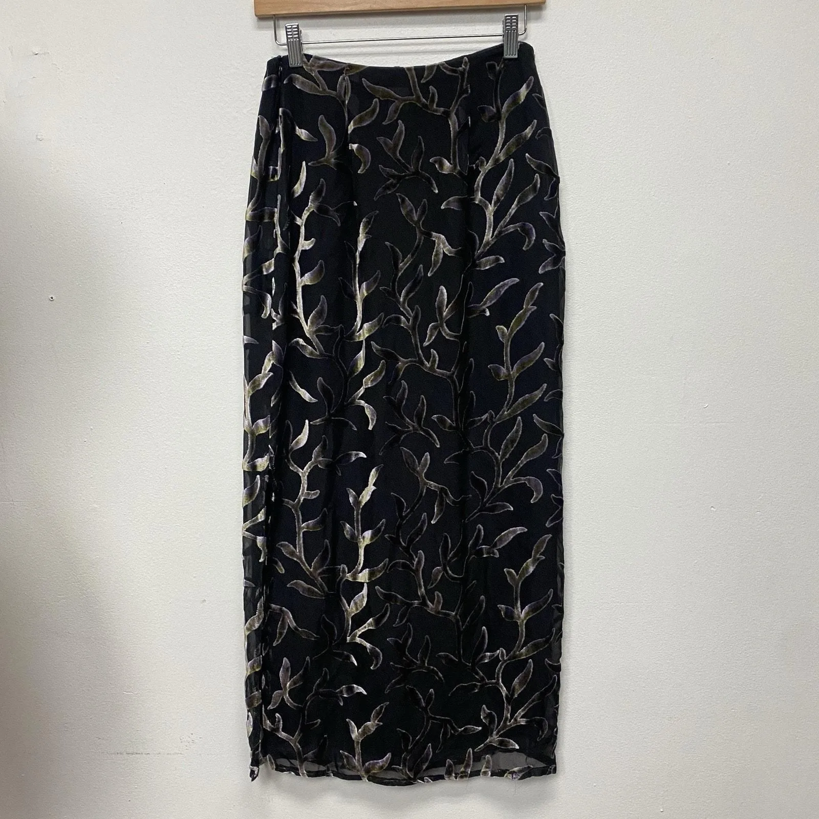 Listing Image Blurred Background