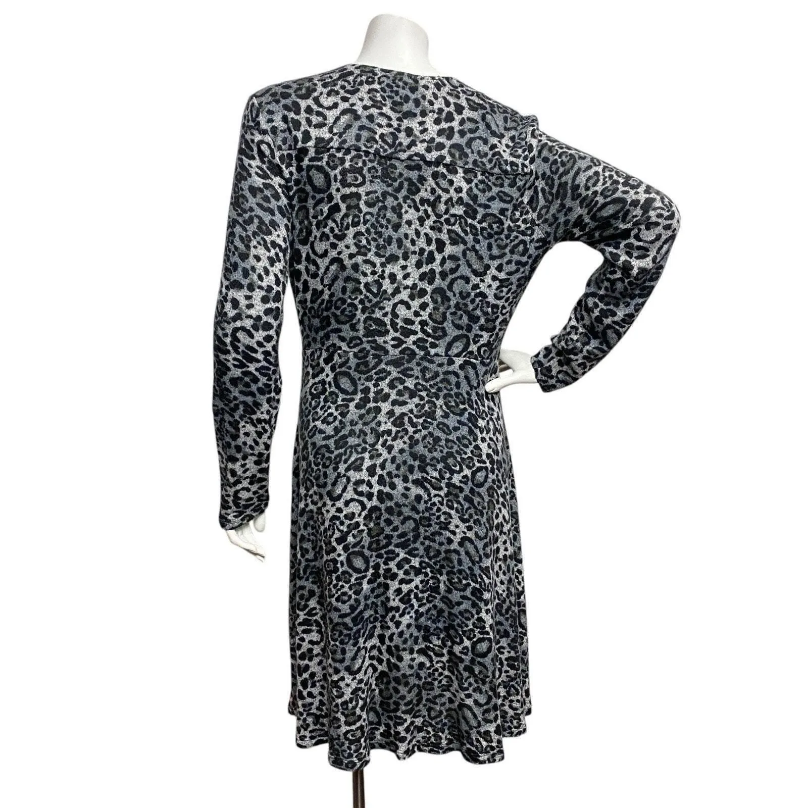 Listing Image Blurred Background