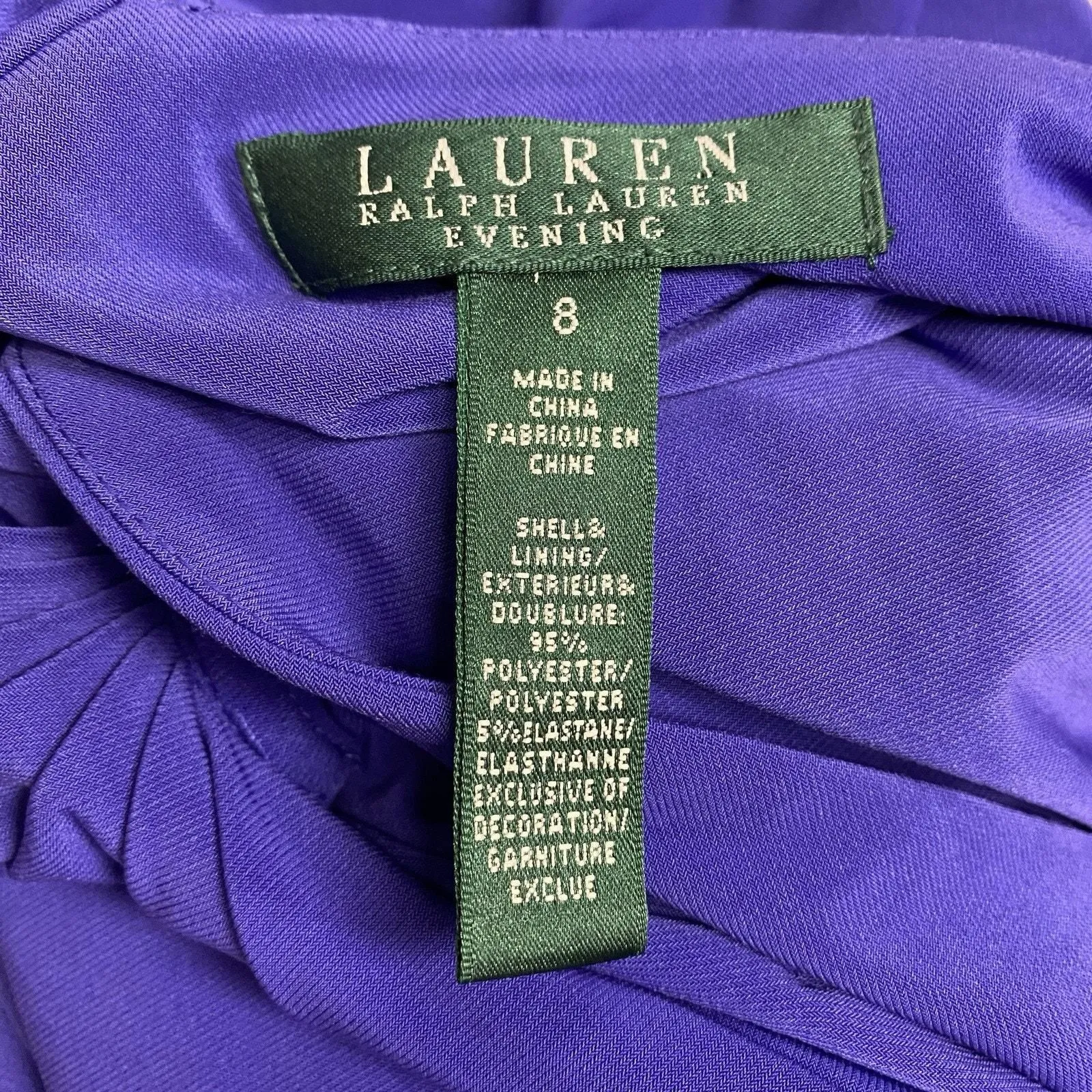Listing Image Blurred Background