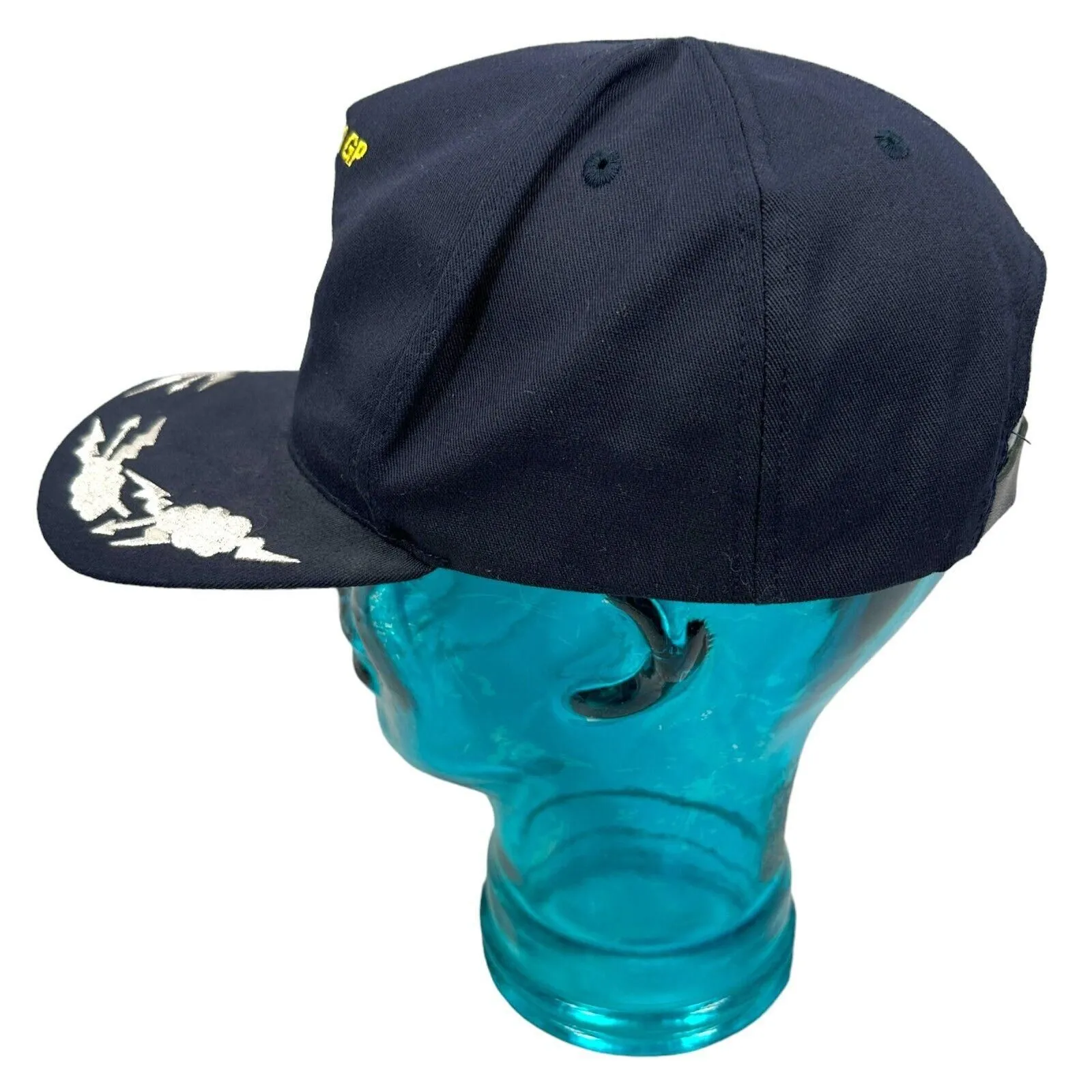 Listing Image Blurred Background