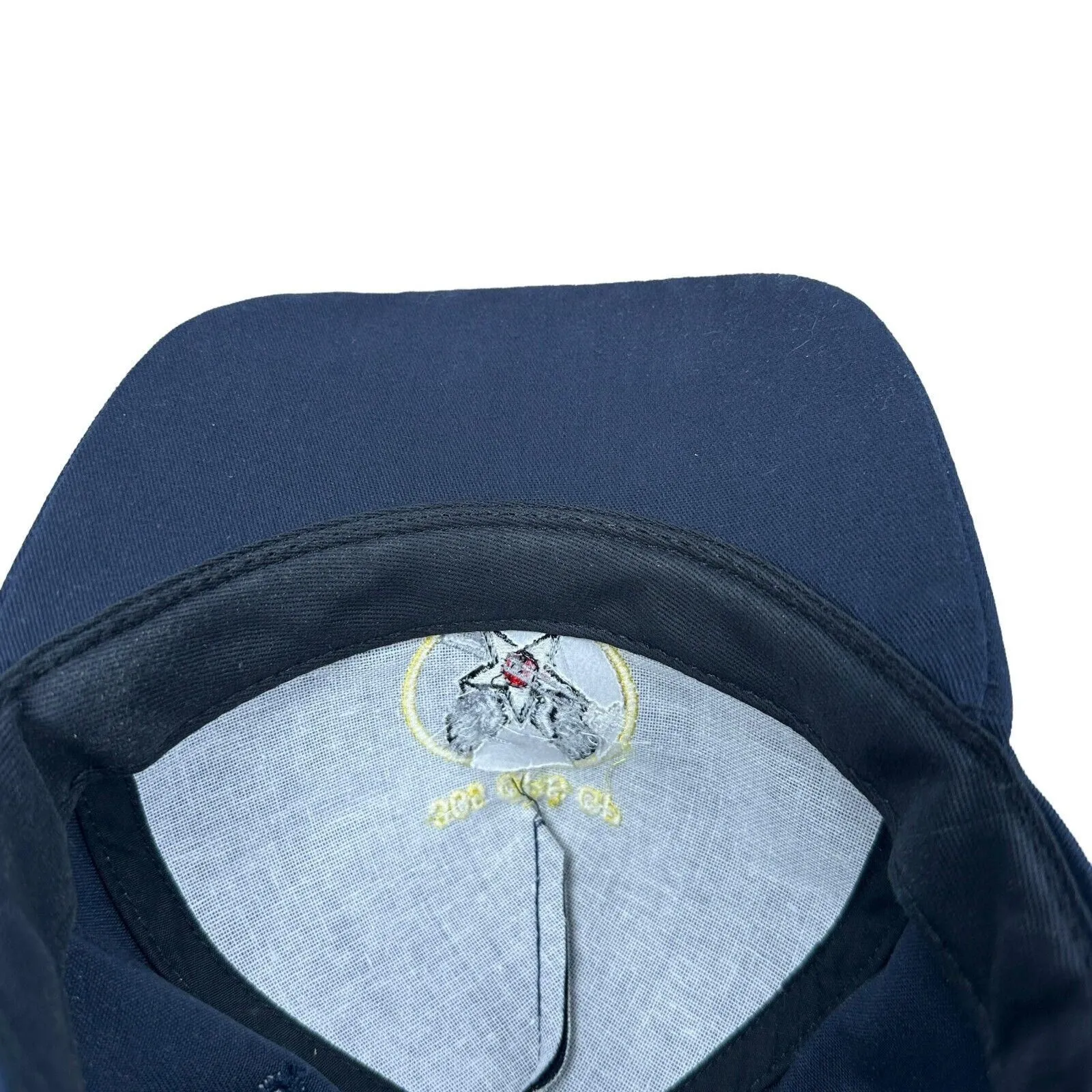 Listing Image Blurred Background