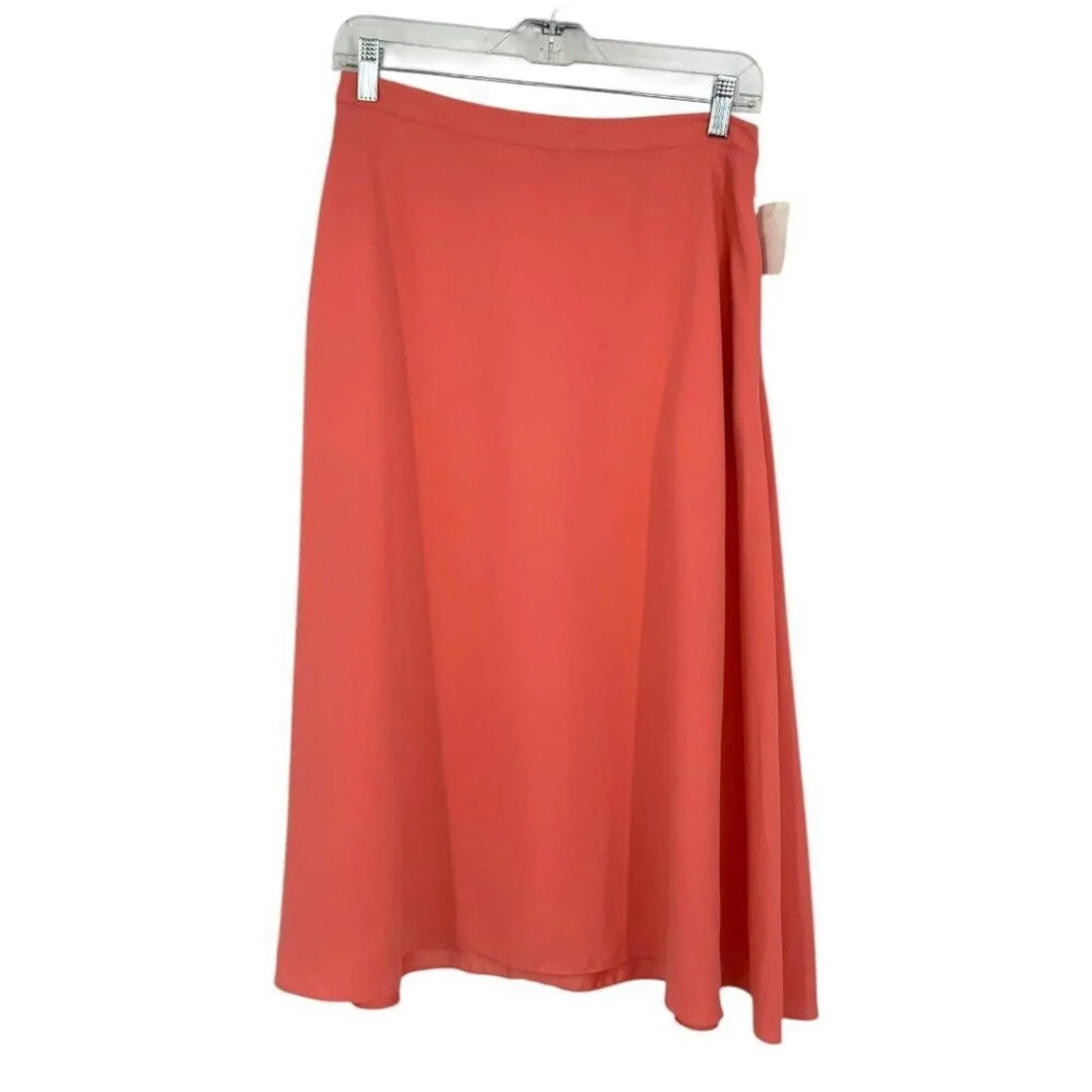 Listing Image Blurred Background
