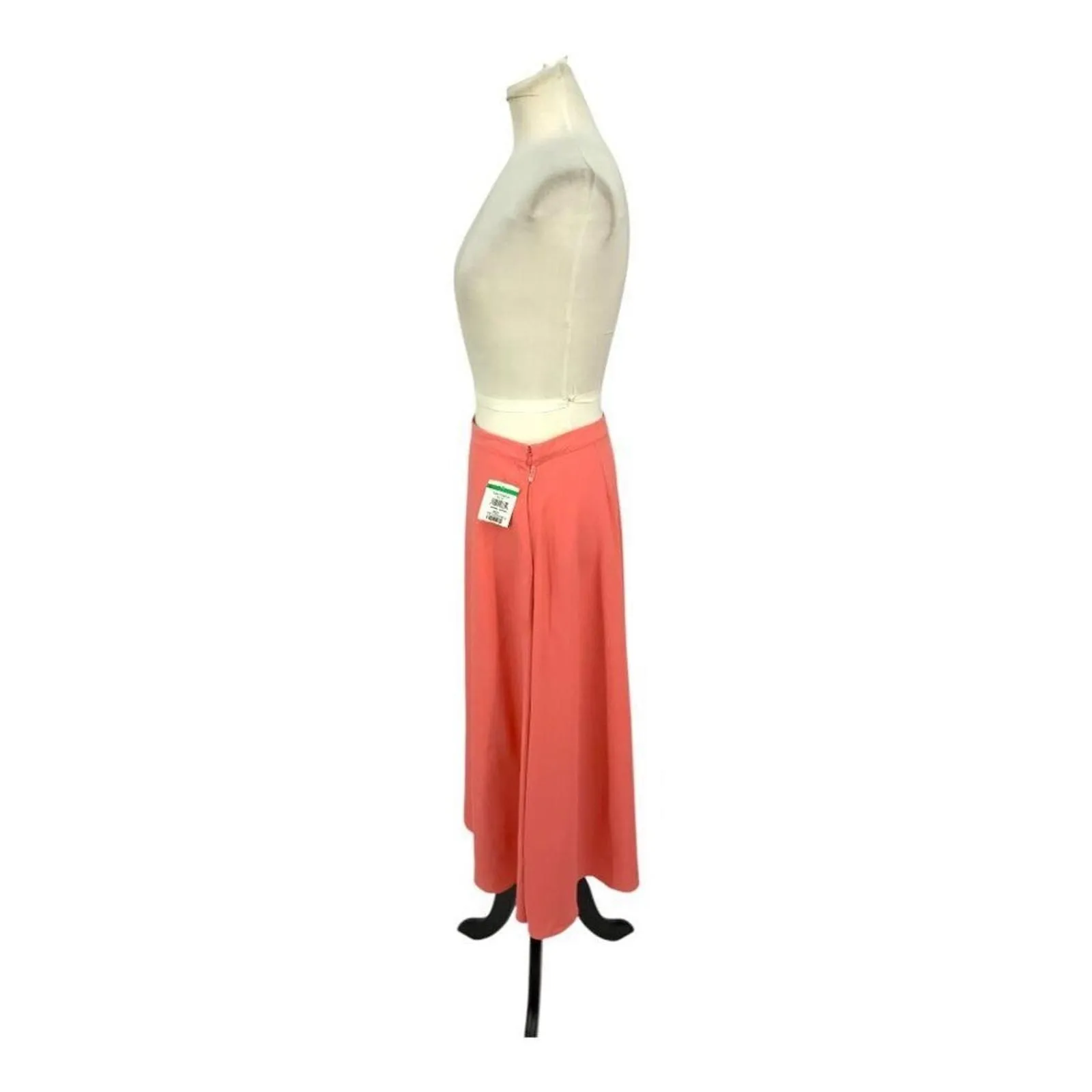 Listing Image Blurred Background