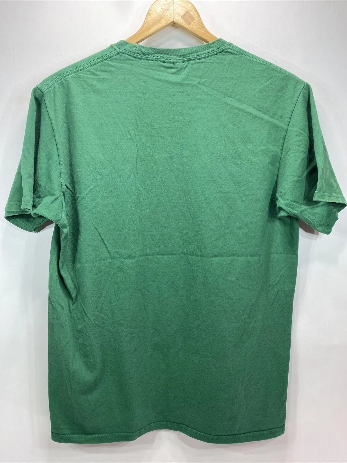 Listing Image Blurred Background