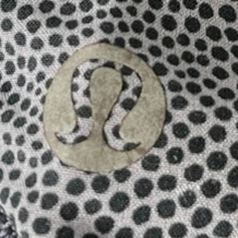 Listing Image Blurred Background