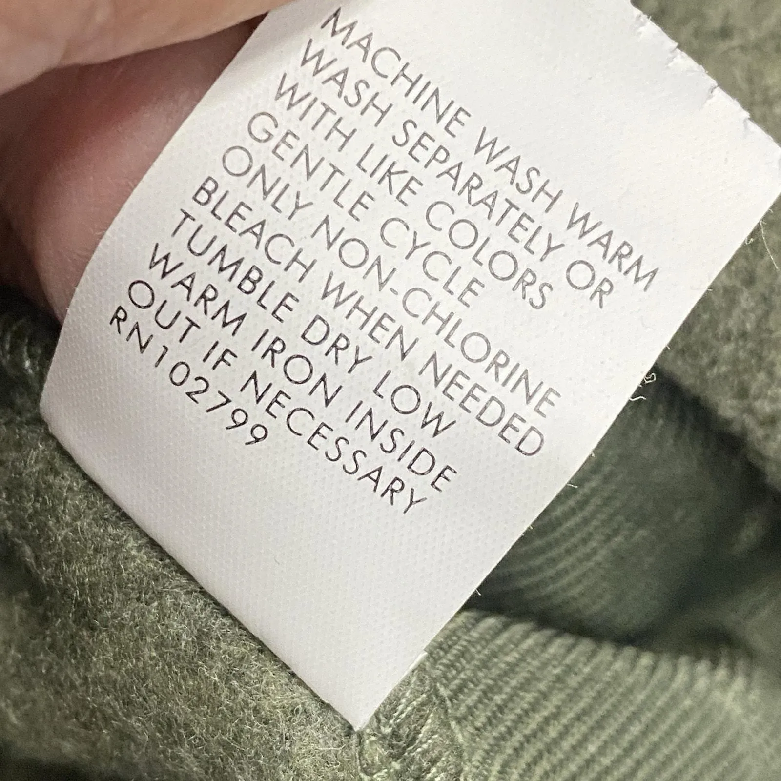 Listing Image Blurred Background