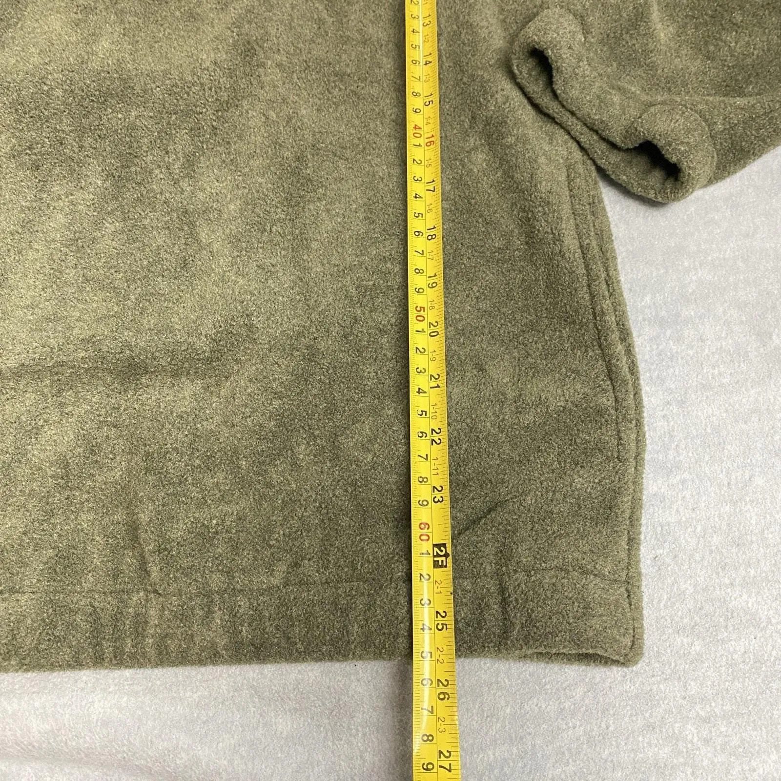 Listing Image Blurred Background
