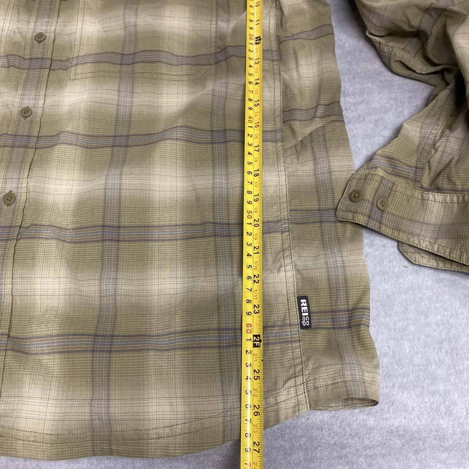 Listing Image Blurred Background