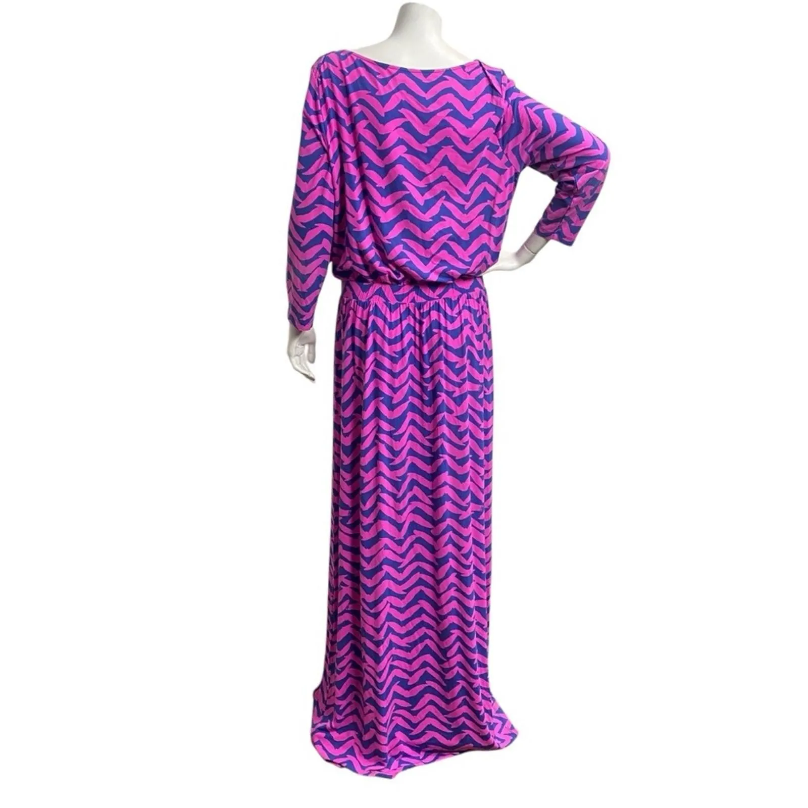 Listing Image Blurred Background