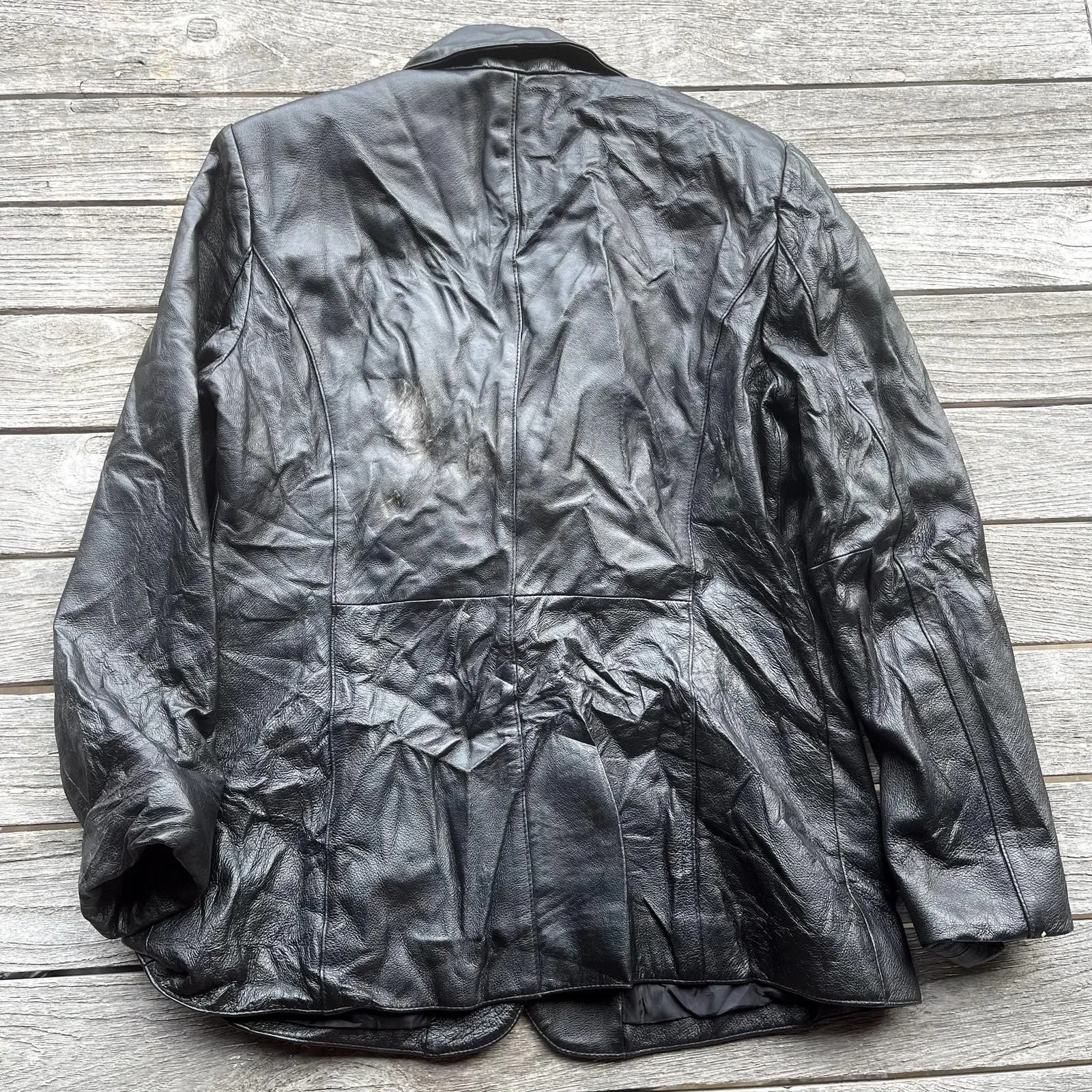 Listing Image Blurred Background