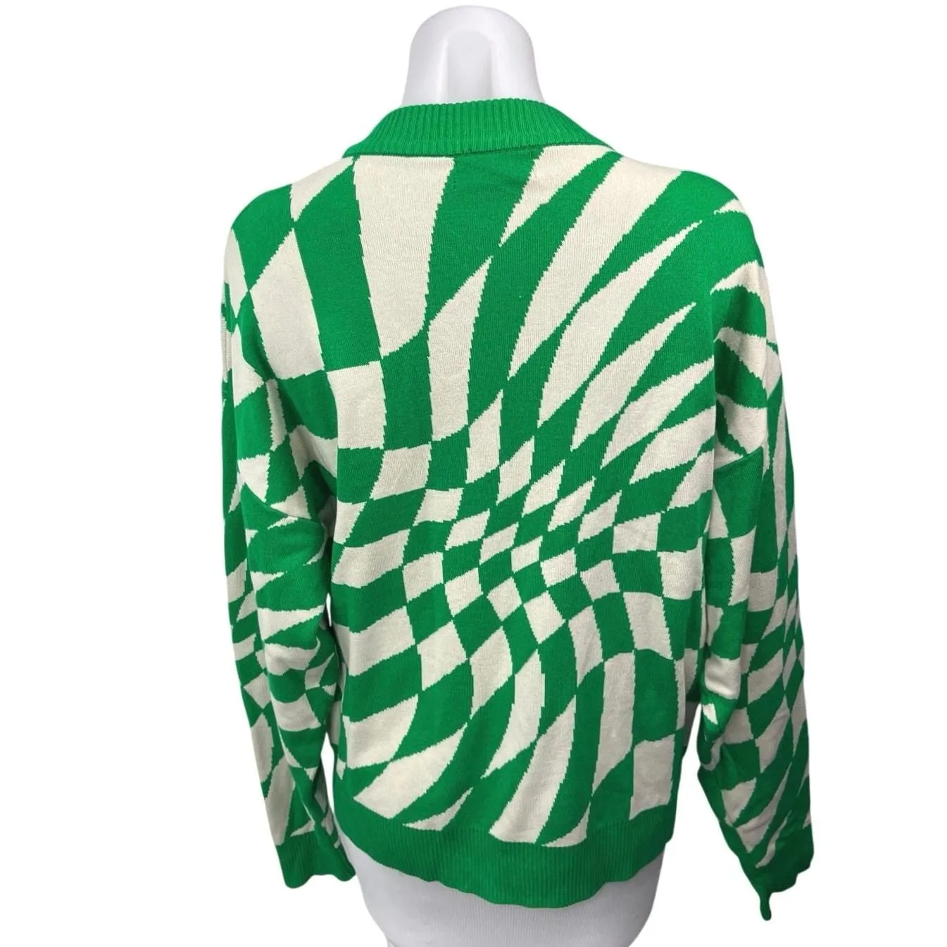 Listing Image Blurred Background