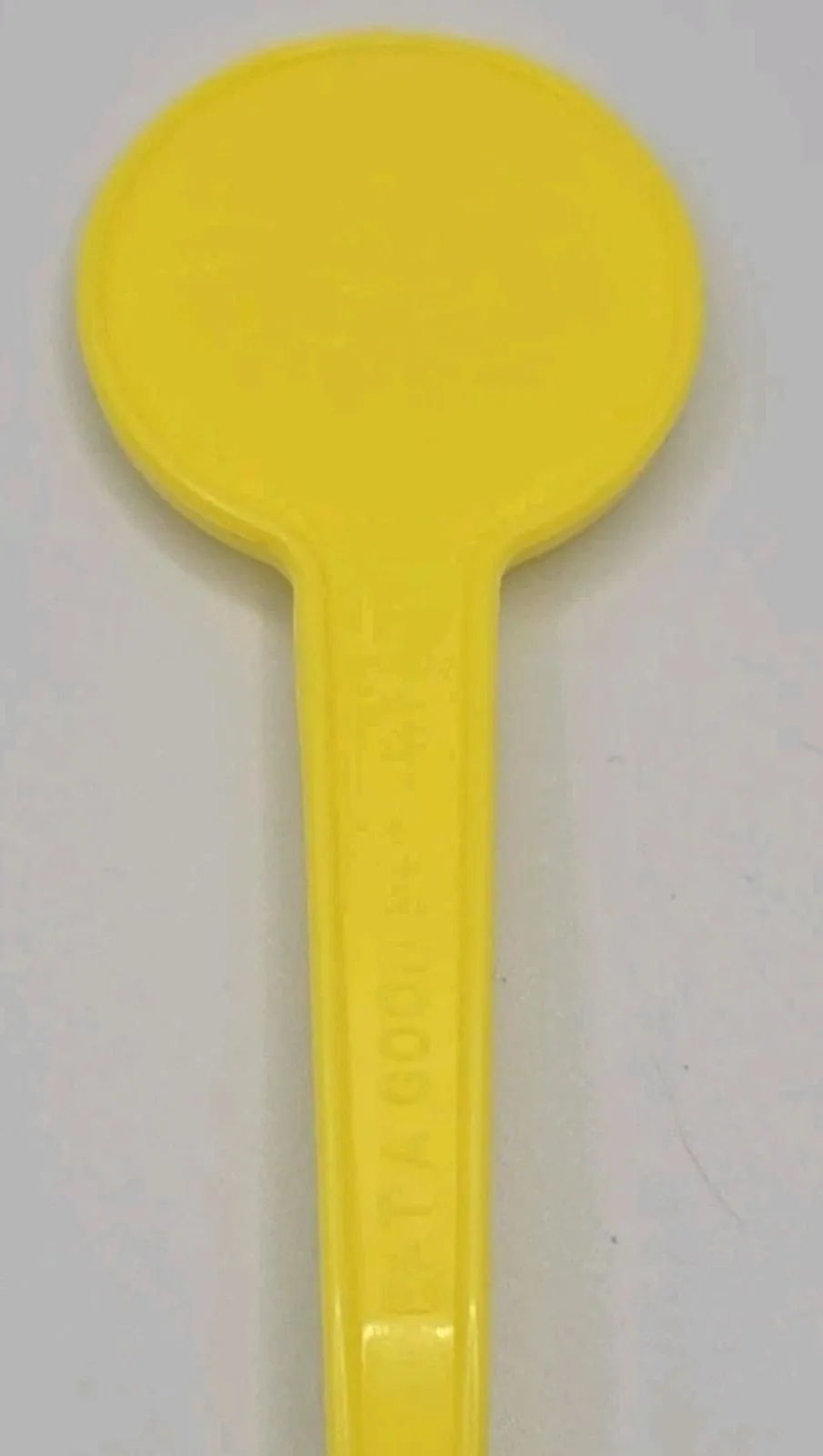 Listing Image Blurred Background